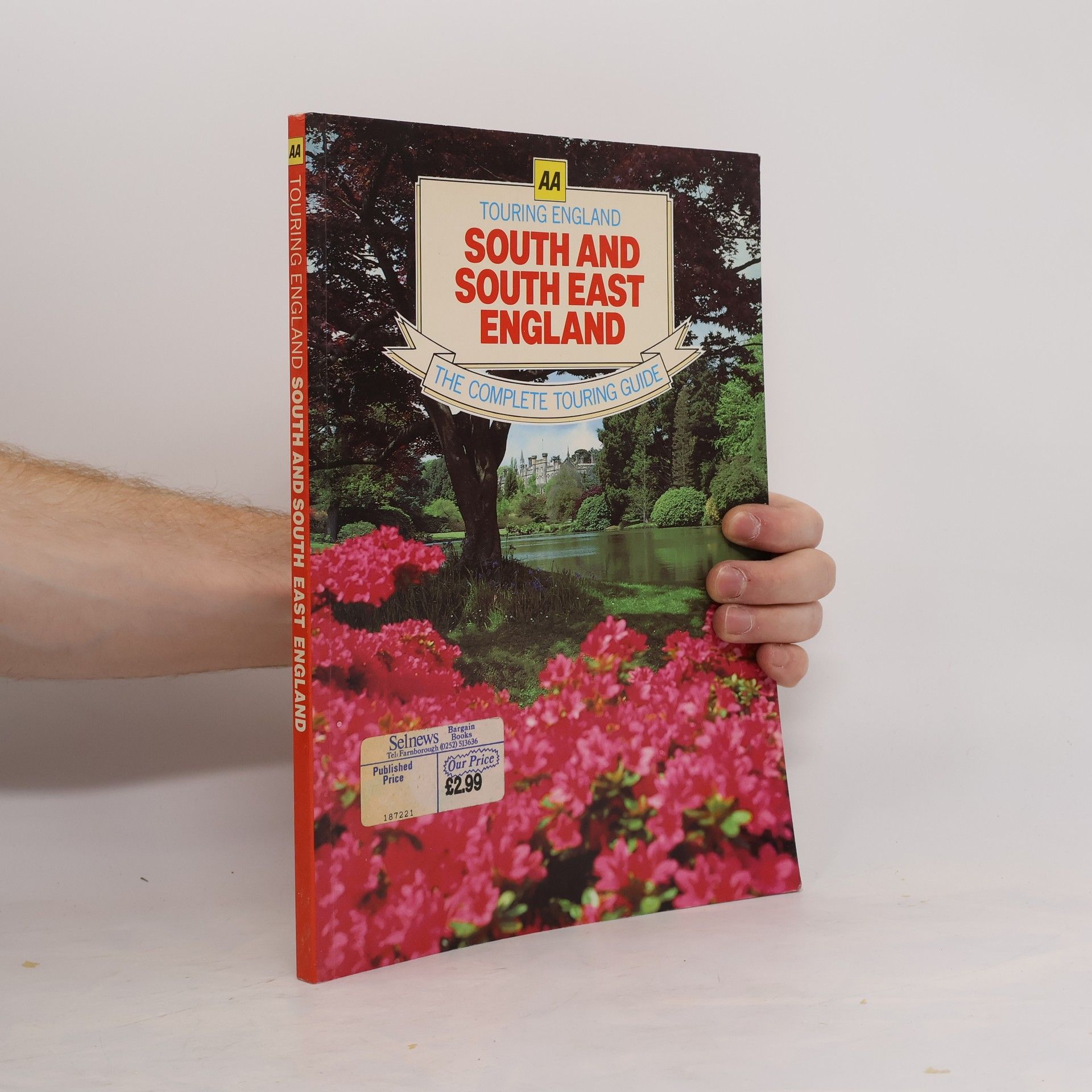 Automobile Association (Great Britain) AA South and Southeast England Regional Touring Guide