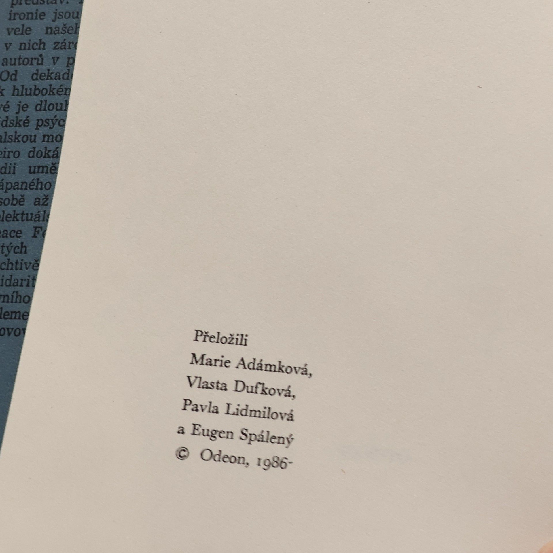 Pavla Lidmilová Pět portugalských novel