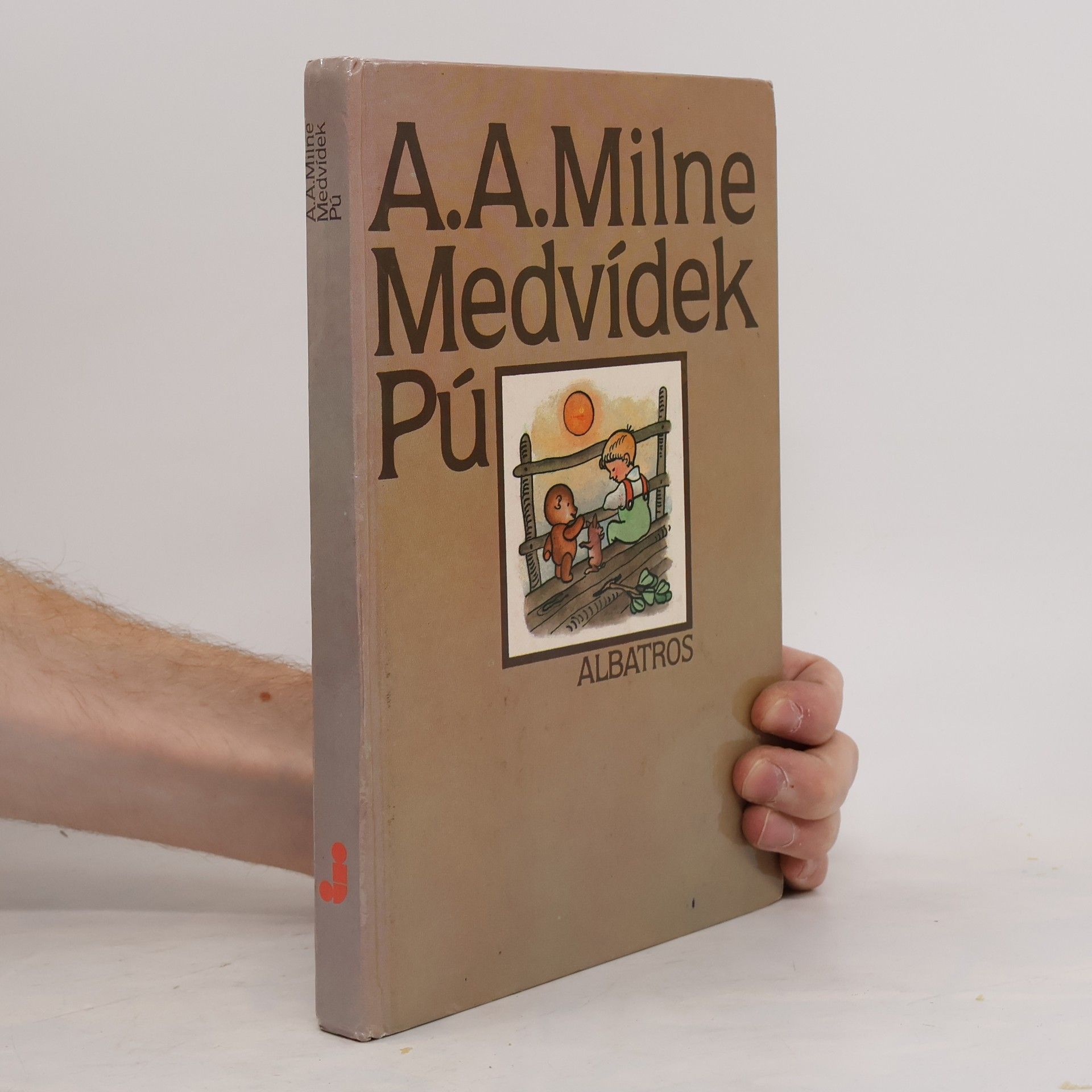 Alan Alexander Milne Medvídek Pú