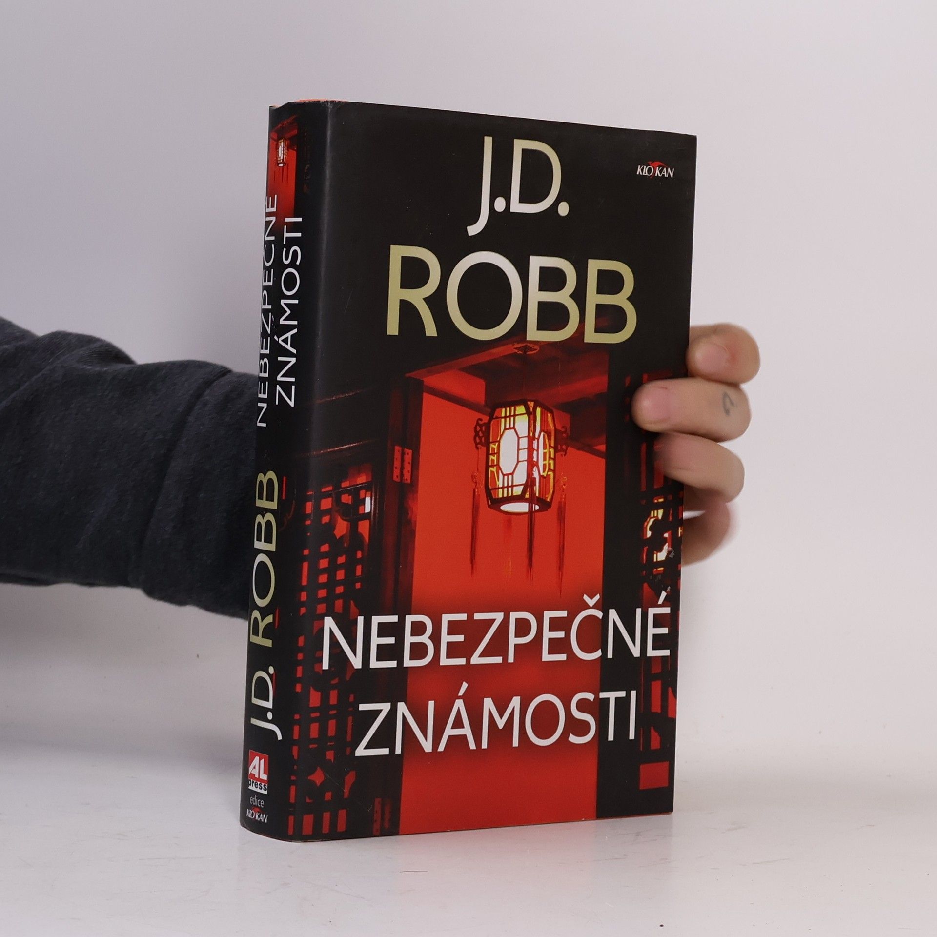 Nora Roberts Nebezpečné známosti