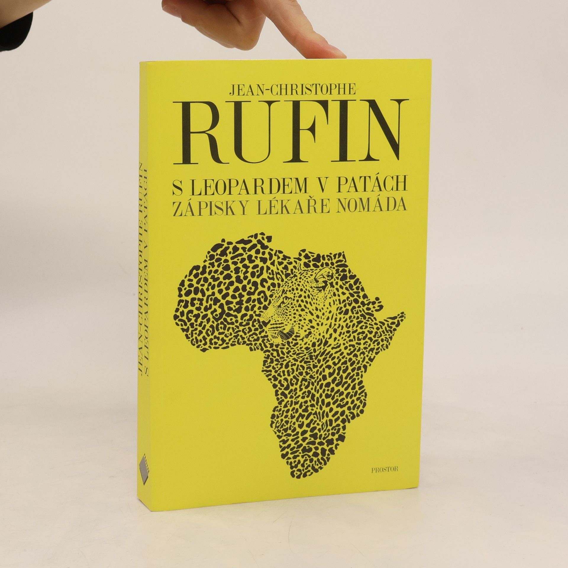 Jean-Christophe Rufin S leopardem v patách Zápisky lékaře nomáda