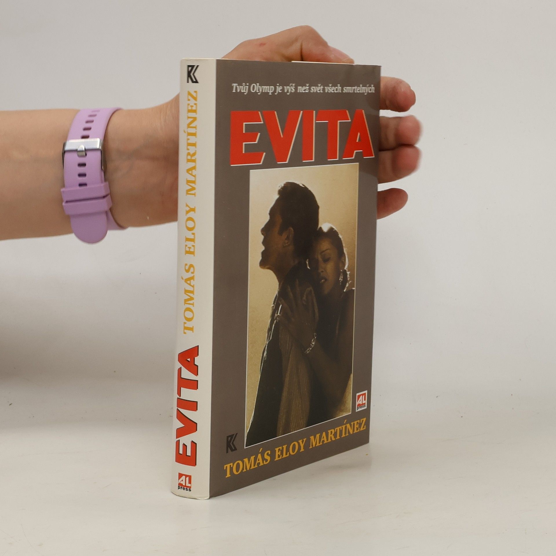 Tomás Eloy Martínez Evita