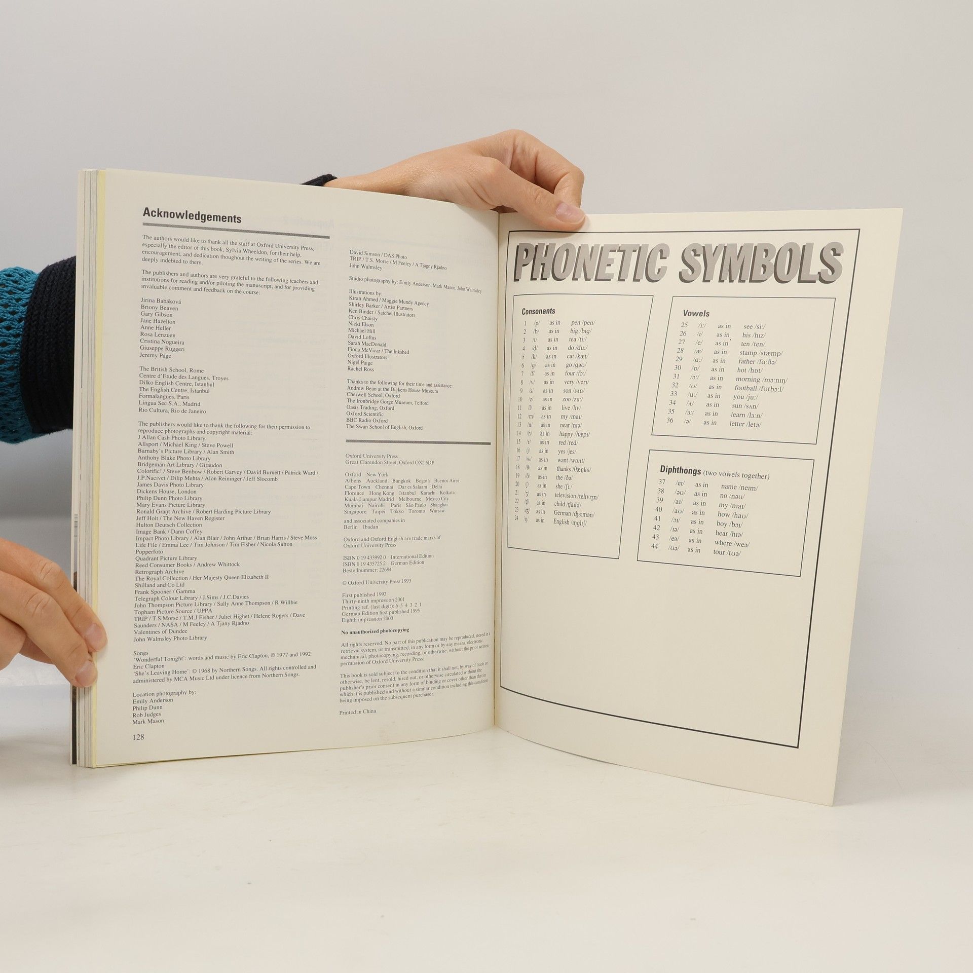 John Soars Headway. Elementary Student´s Book