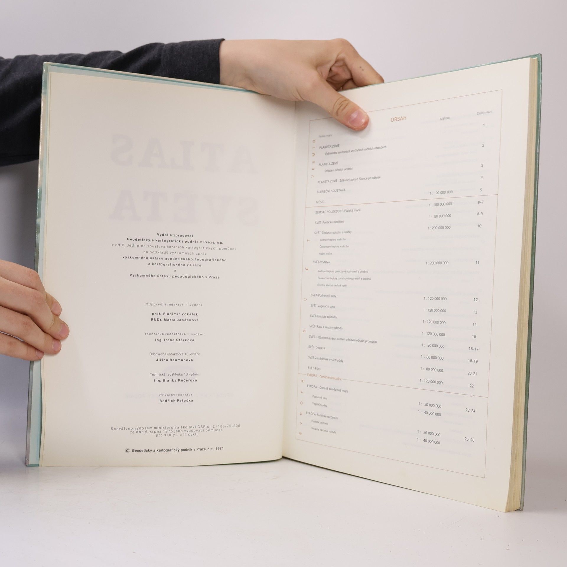 Various authors Atlas světa