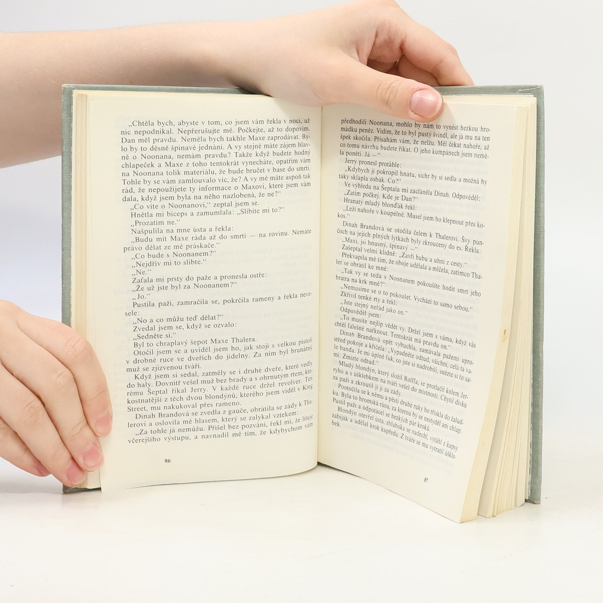 Dashiell Hammett Tři krvavé historie