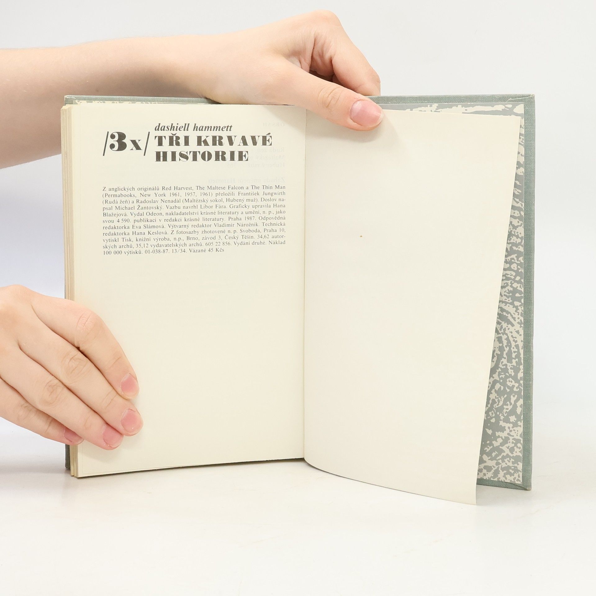 Dashiell Hammett Tři krvavé historie