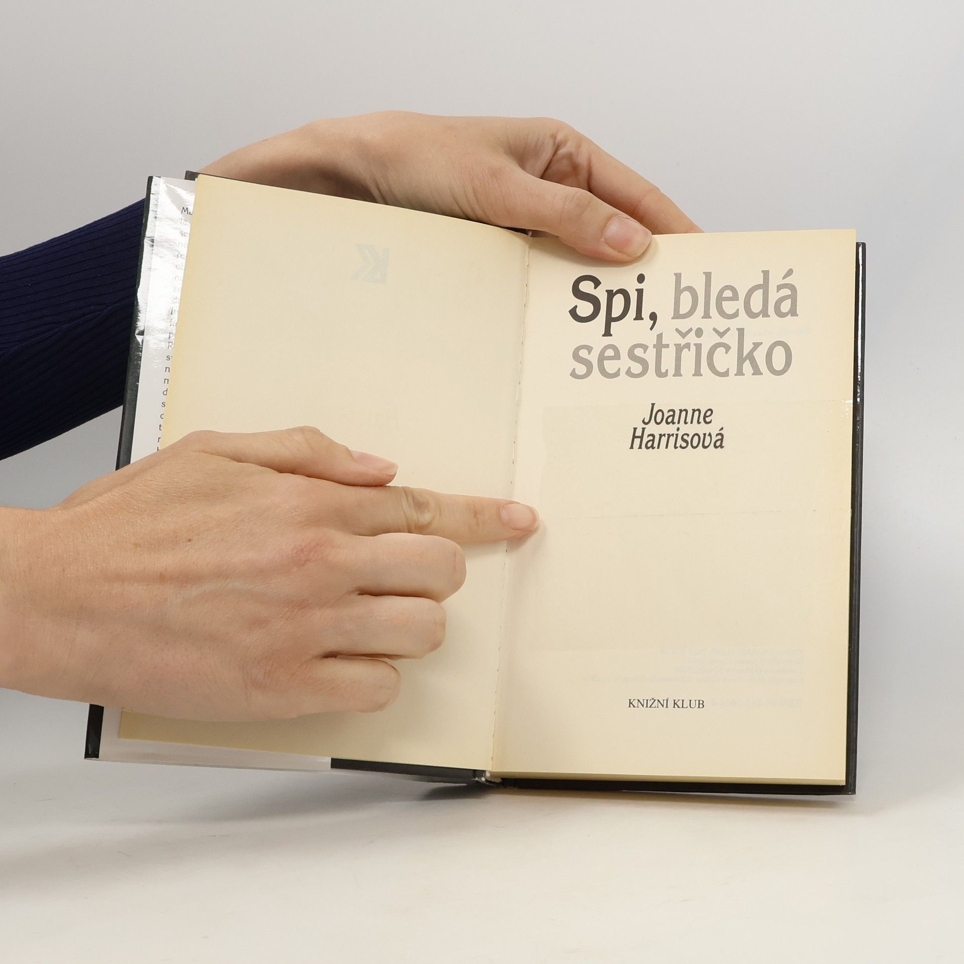 Joanne Harris Spi, bledá sestřičko