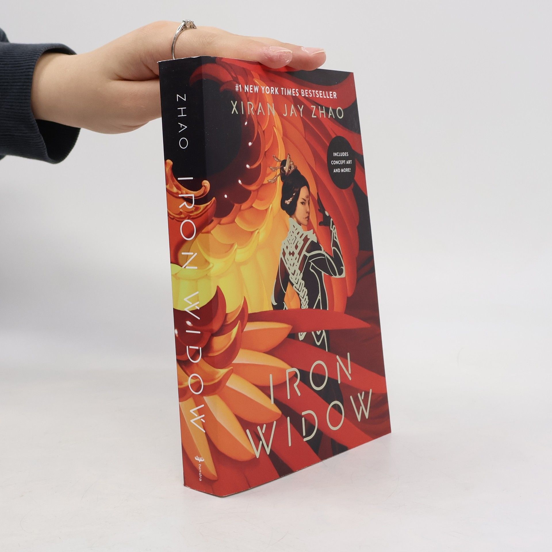 Xiran Jay Zhao Iron Widow