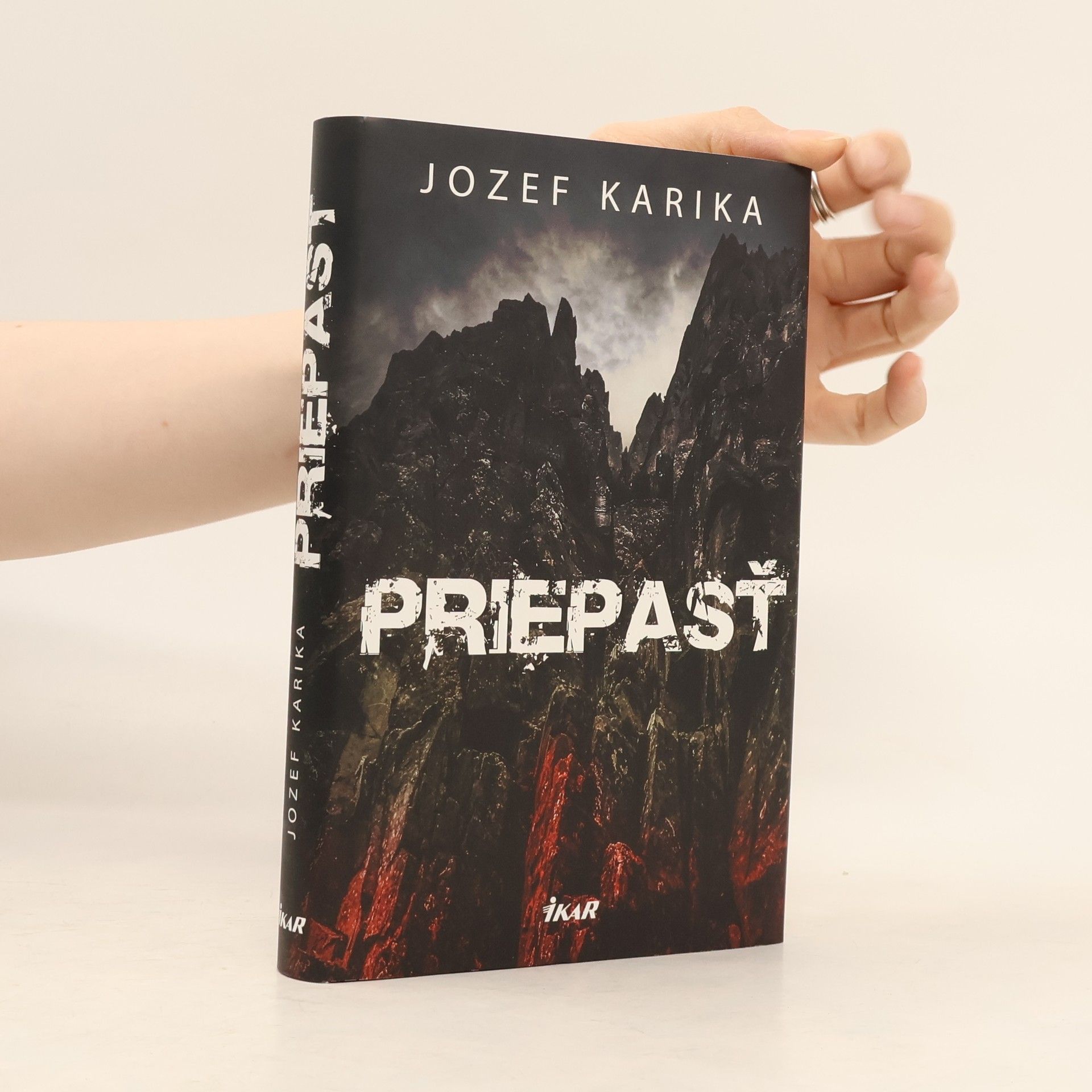 Jozef Karika Priepasť