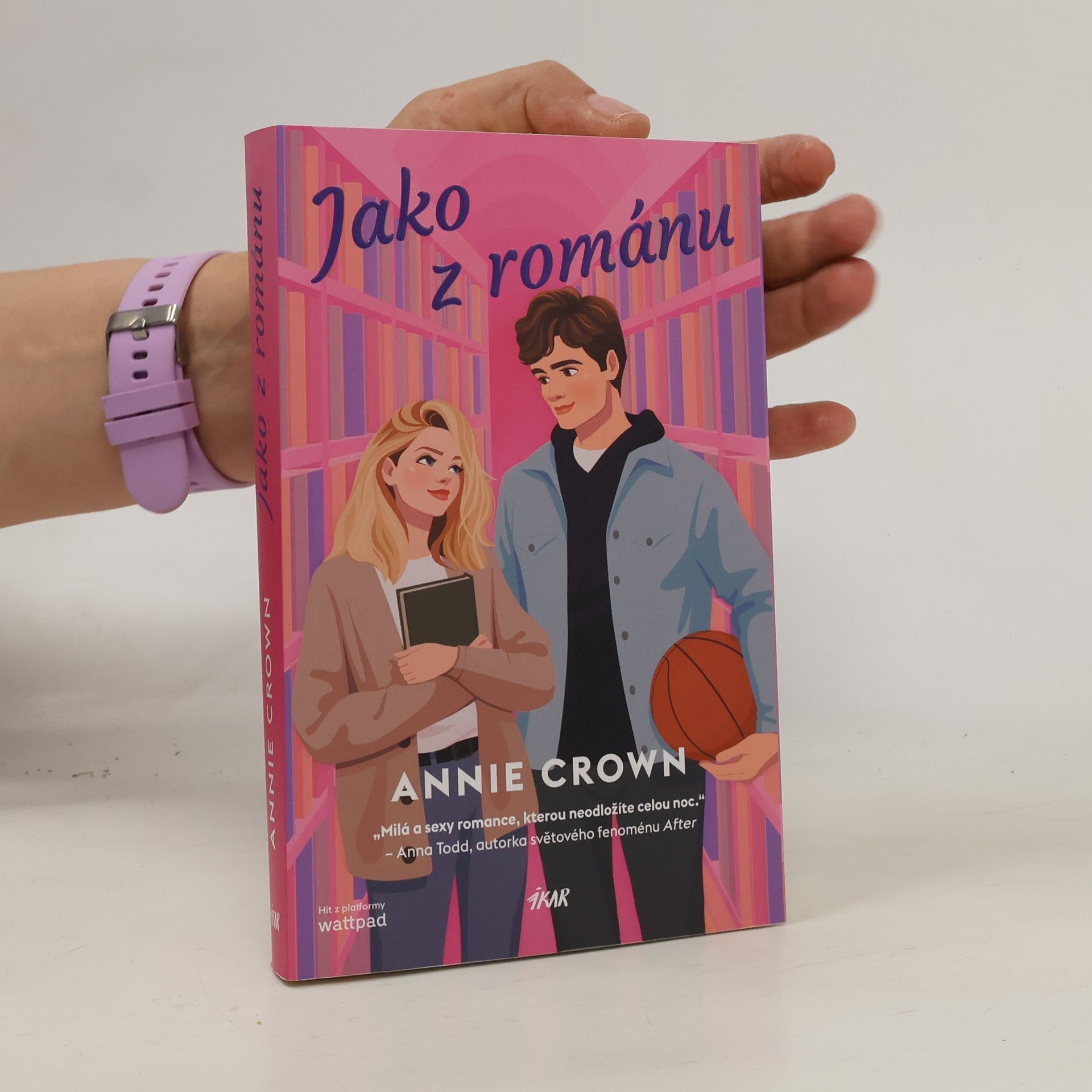 Annie Crown Jako z románu