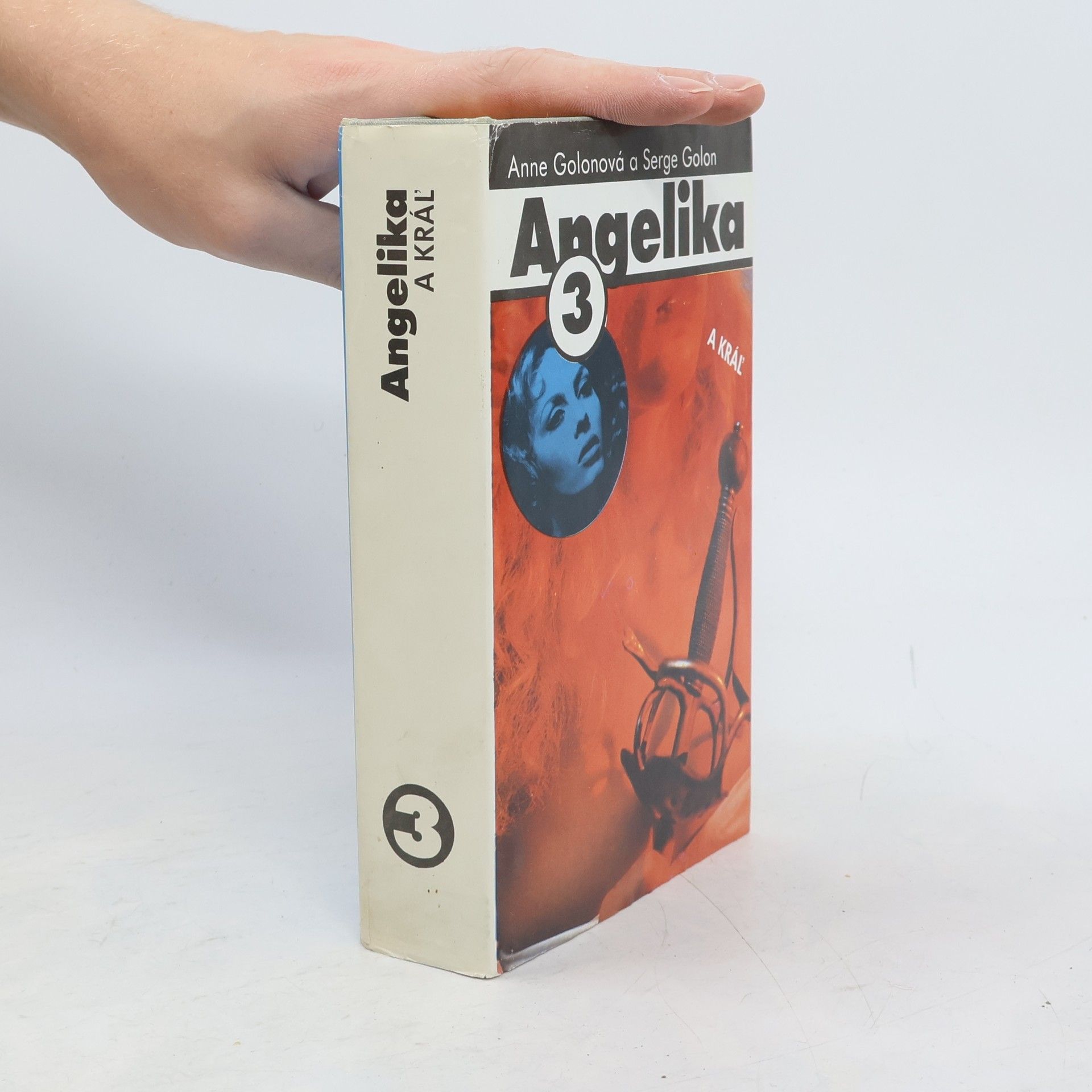 Anne Golon Angelika a kráľ