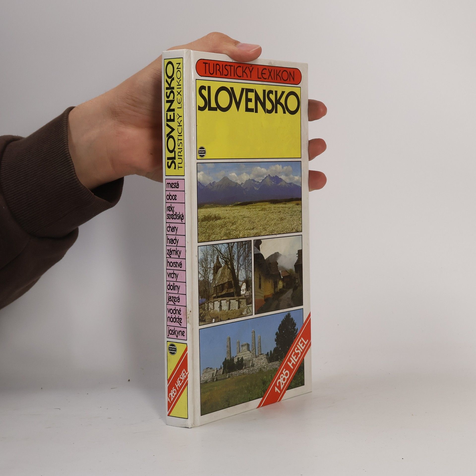 Nora Jedličková Slovensko. Turistický lexikon