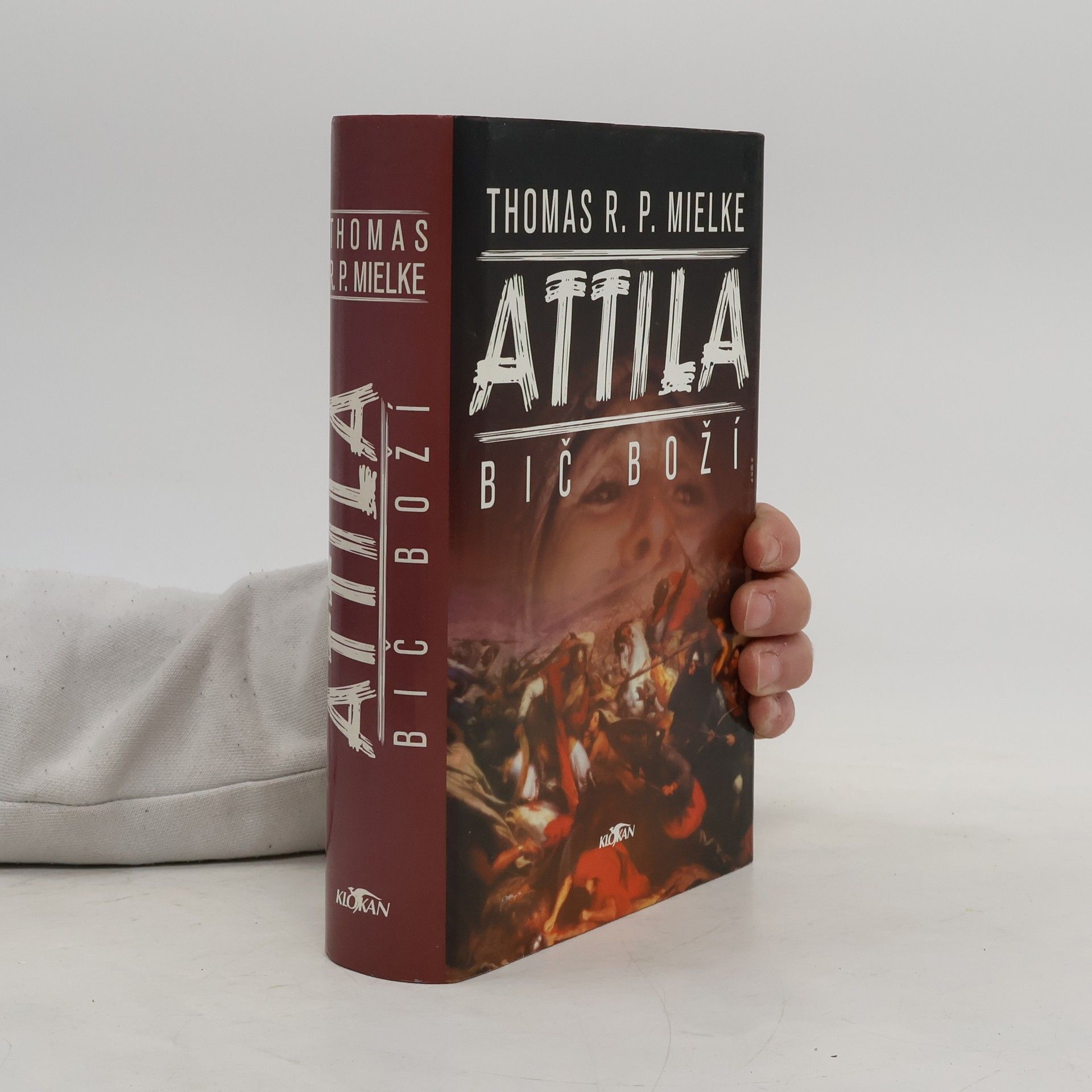 Thomas R. P. Mielke Attila, Bič boží