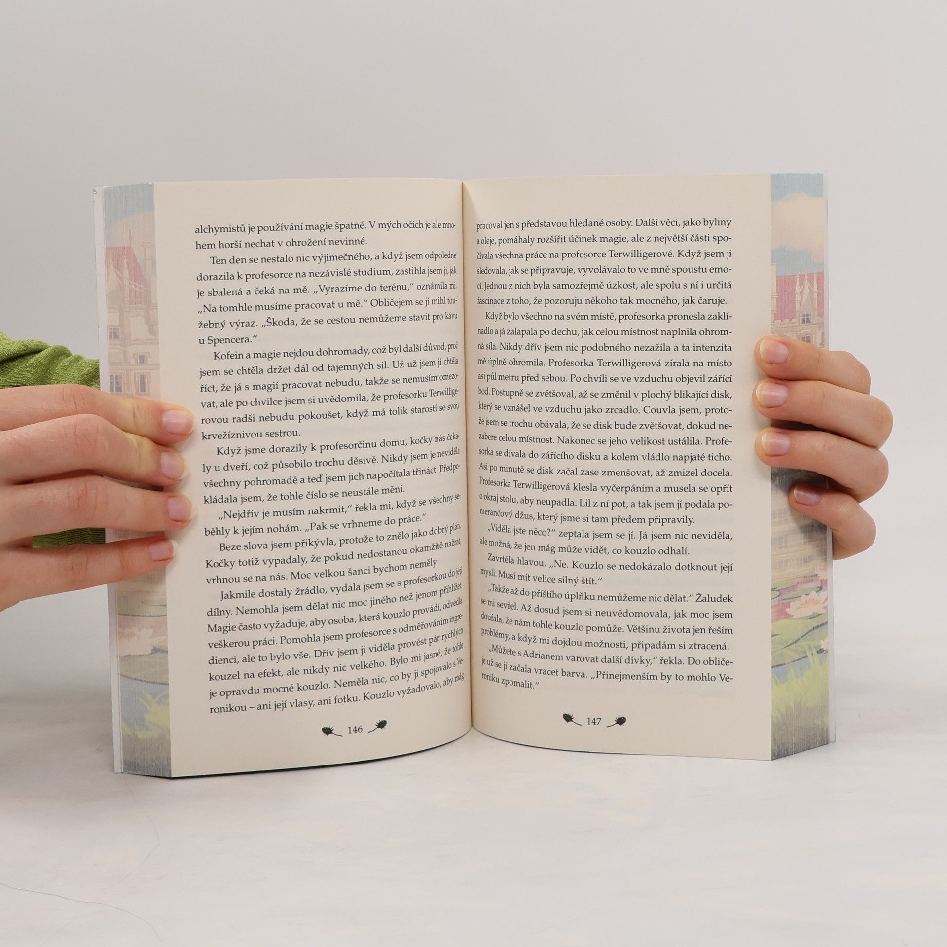 Richelle Mead Indigové kouzlo
