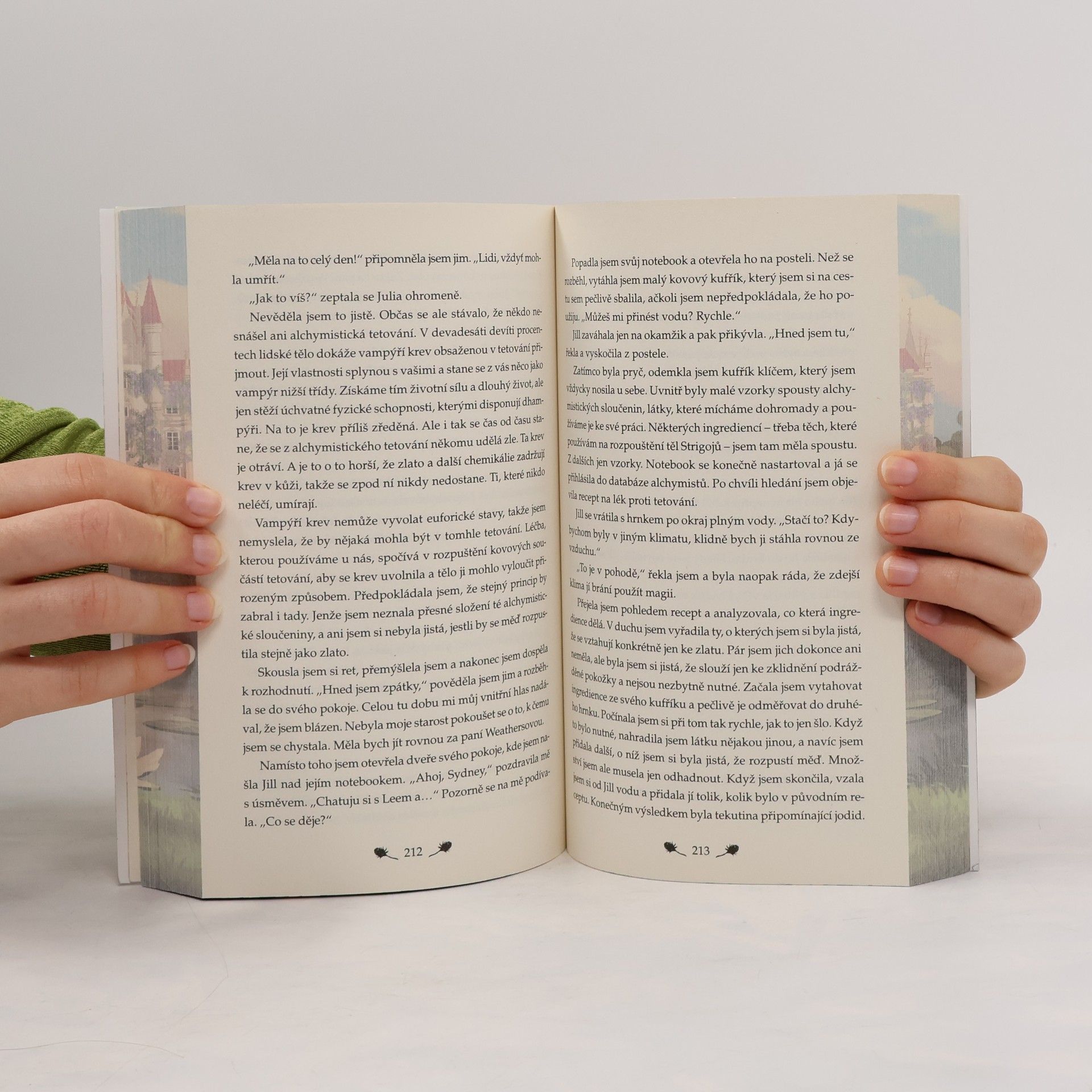 Richelle Mead Pokrevní pouta