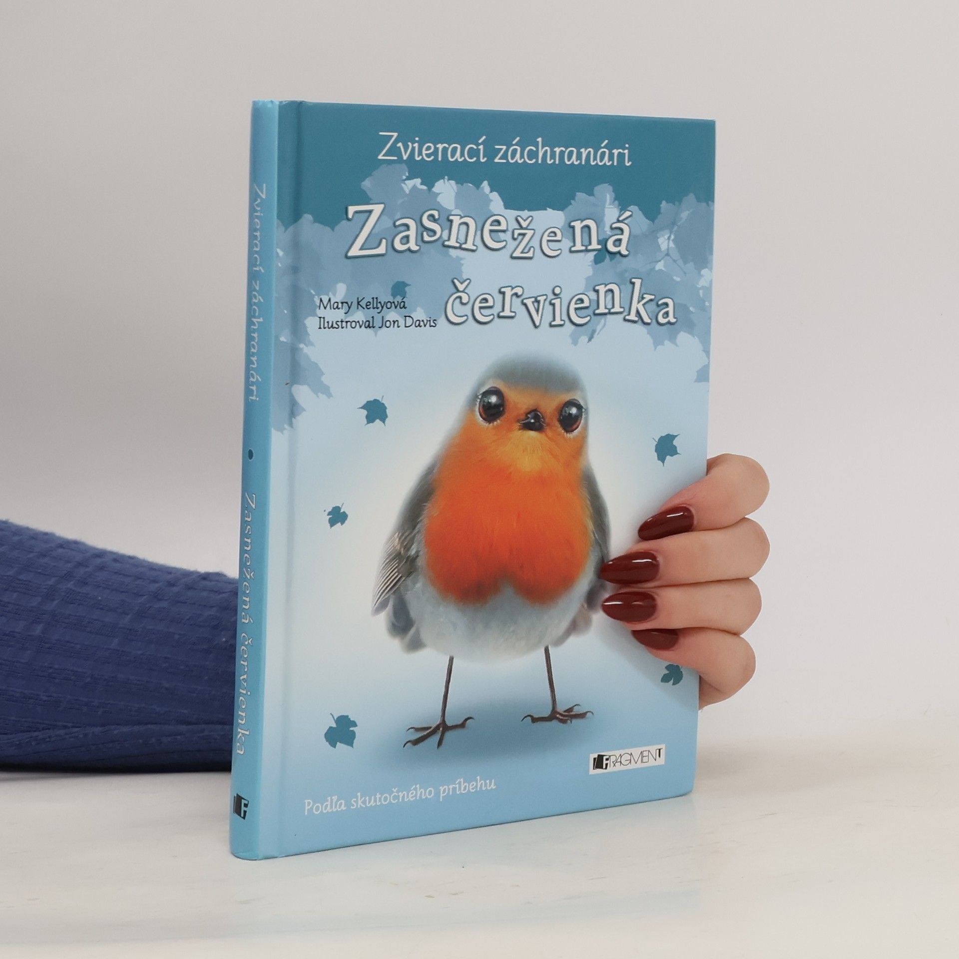 Mary Kelly Zasnežená červienka
