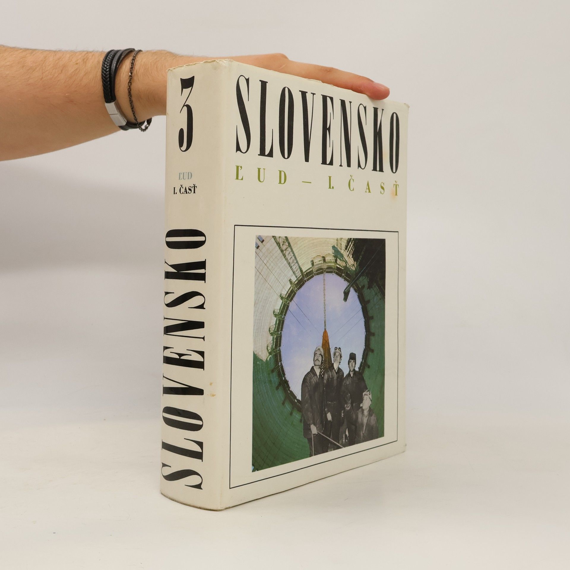 Autores varios Slovensko. L´ud I. časť