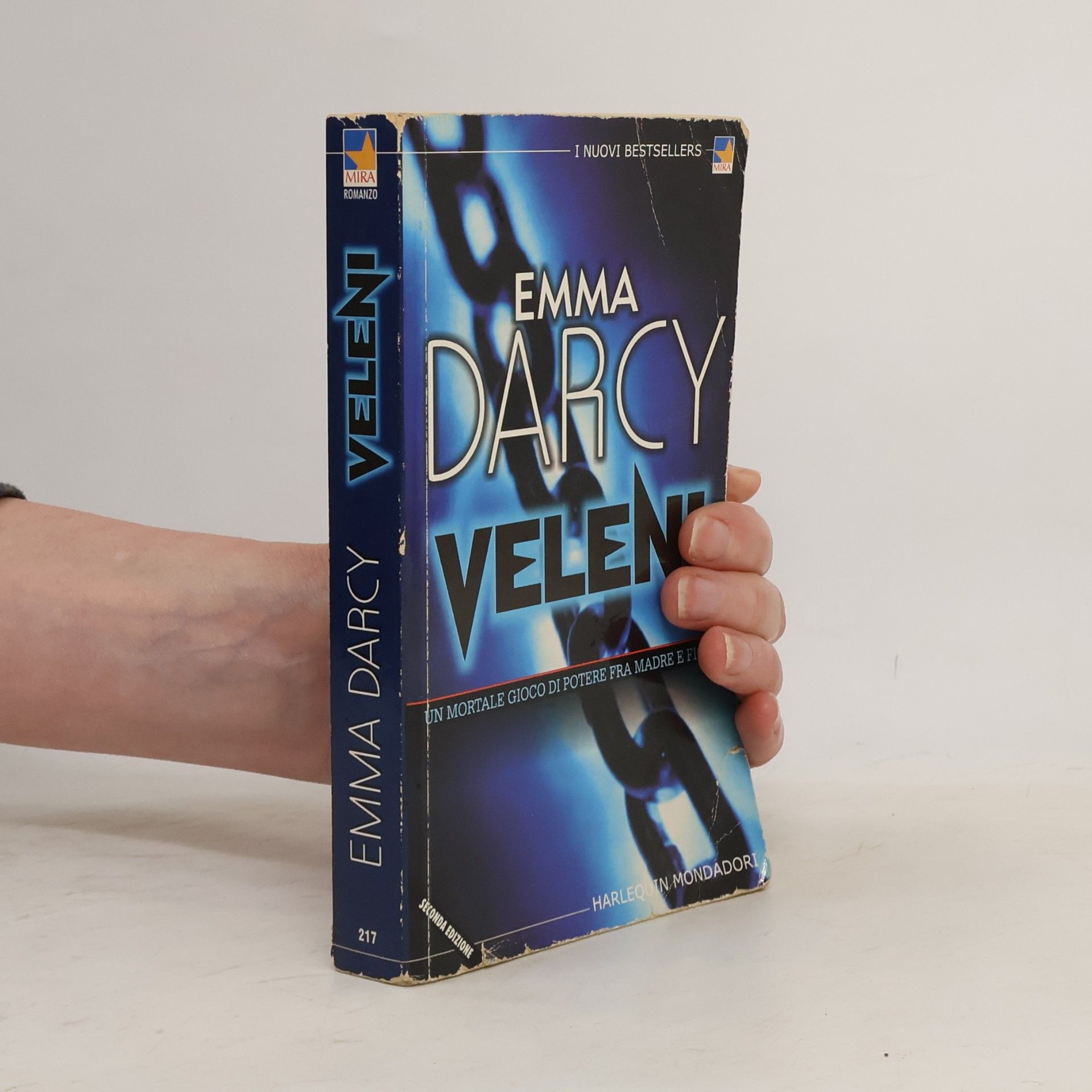 Emma Darcy Veleni