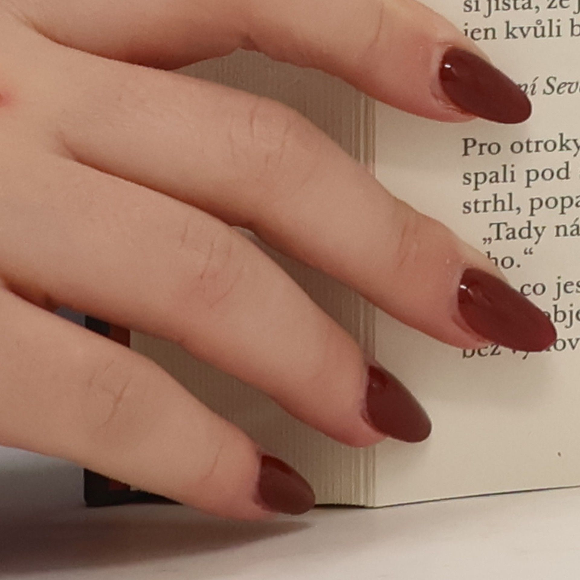Anna Tkáčová Já, Iulia