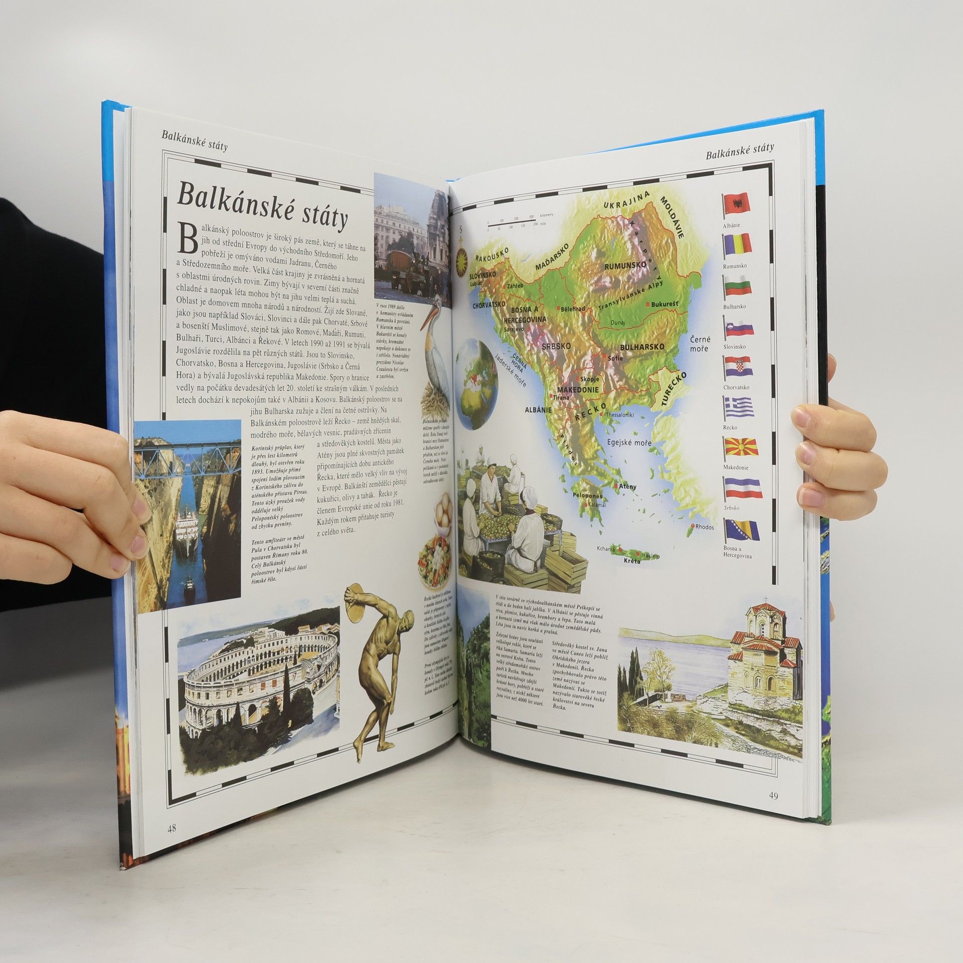 Philip Steele Školní atlas světa