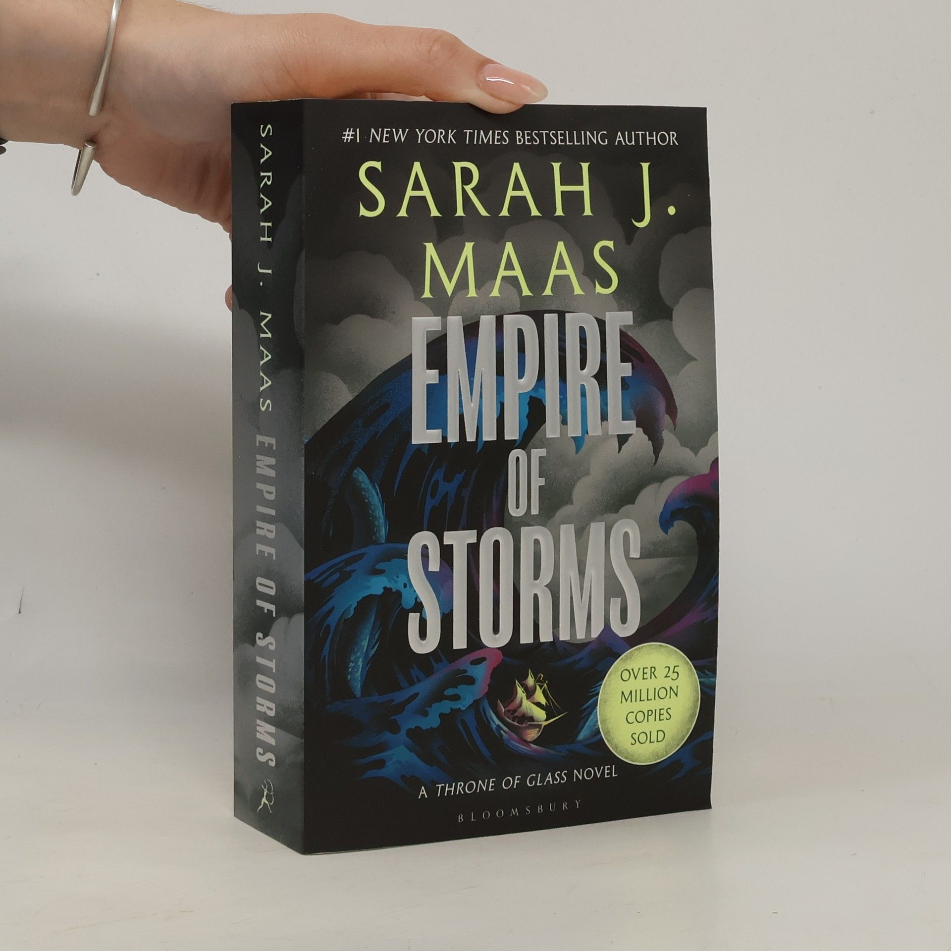 Sarah J. Maas Empire of storms