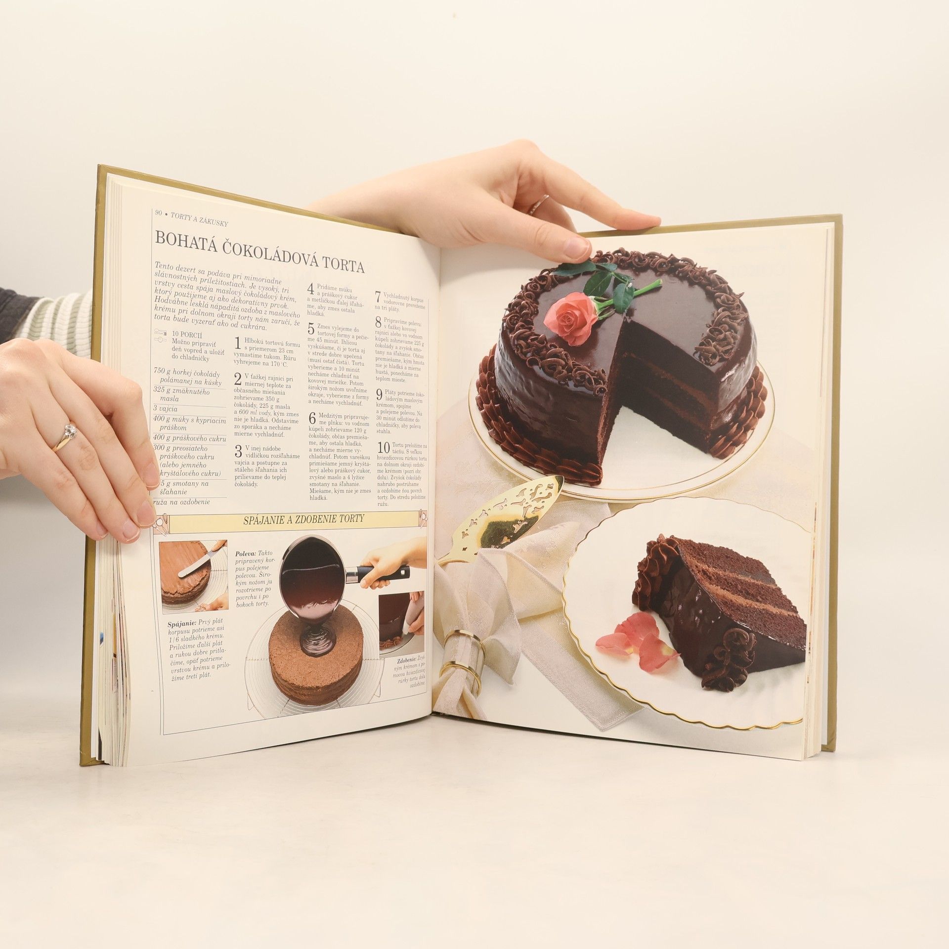 Mary Berry Zlatá kniha Mary Berryovej: Dezerty a cukrovinky