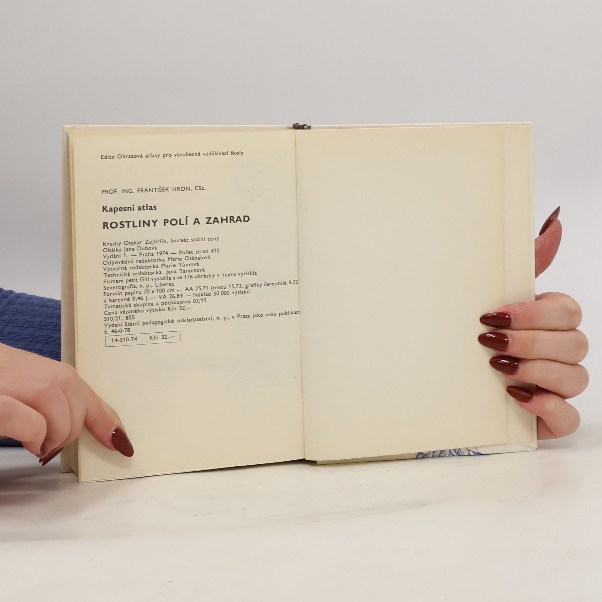 František Hron Kapesní atlas. Rostliny polí a zahrad