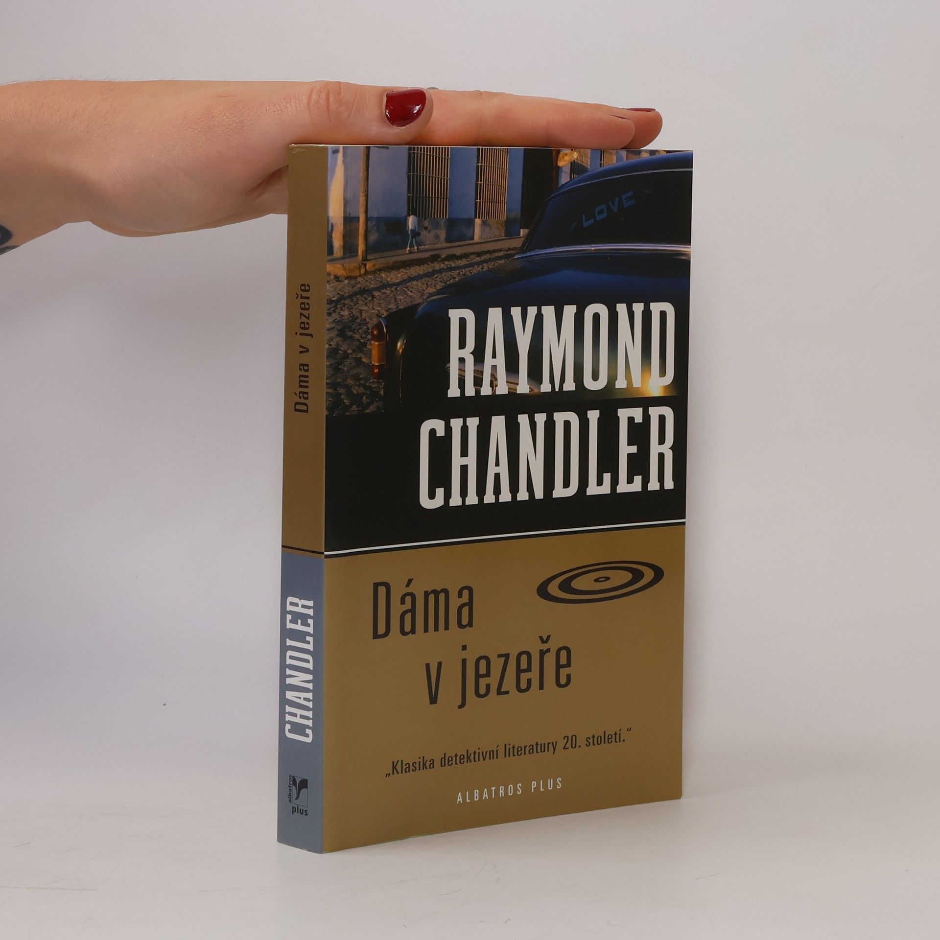 Raymond Chandler Dáma v jezeře