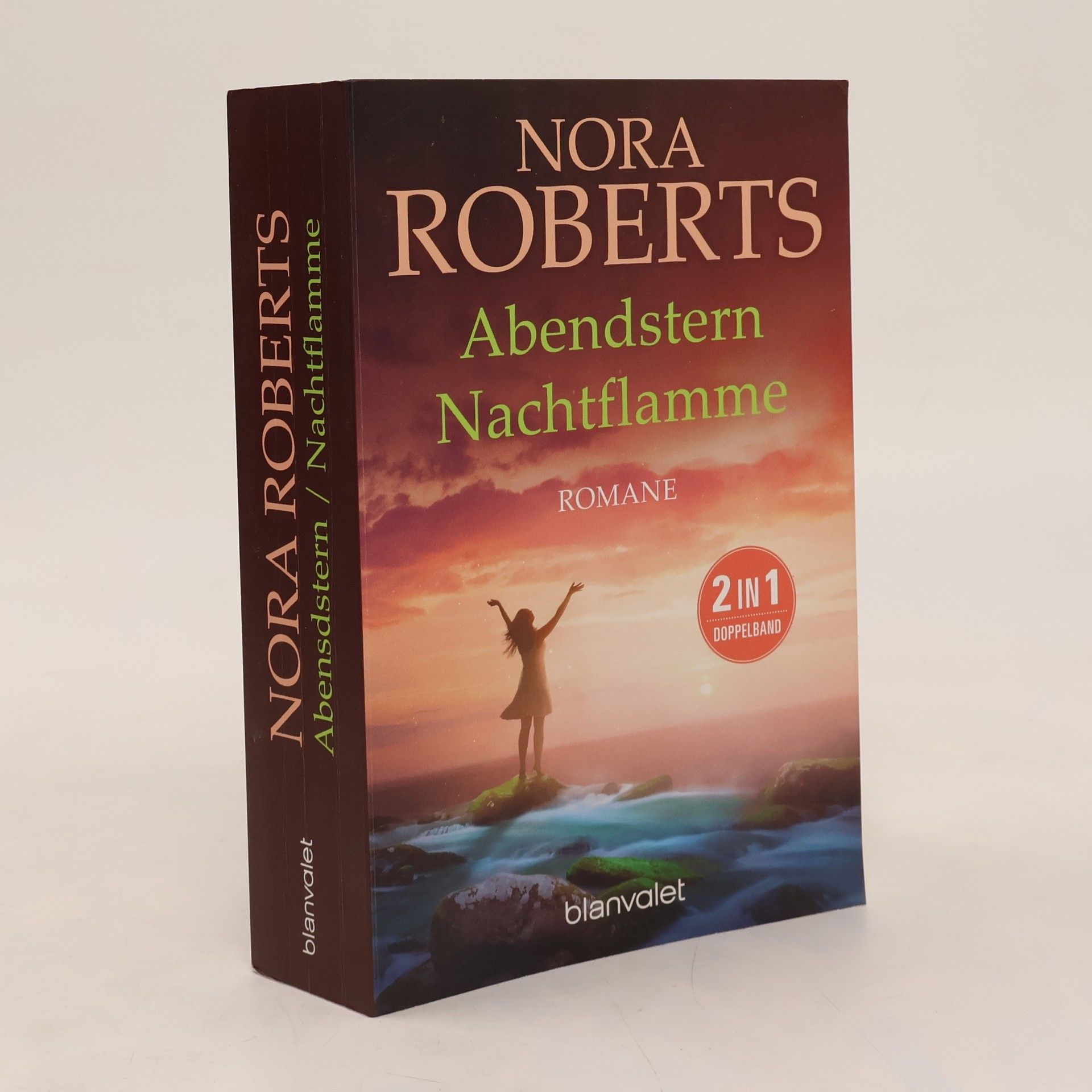Nora Roberts Abendstern/Nachtflamme