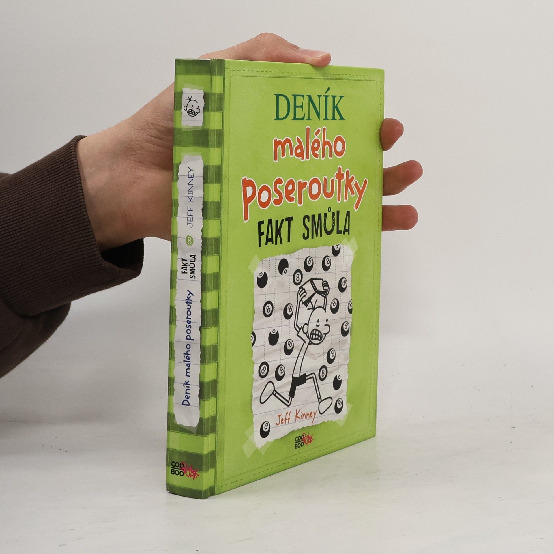 Jeff Kinney Deník malého poseroutky 8. Fakt smůla