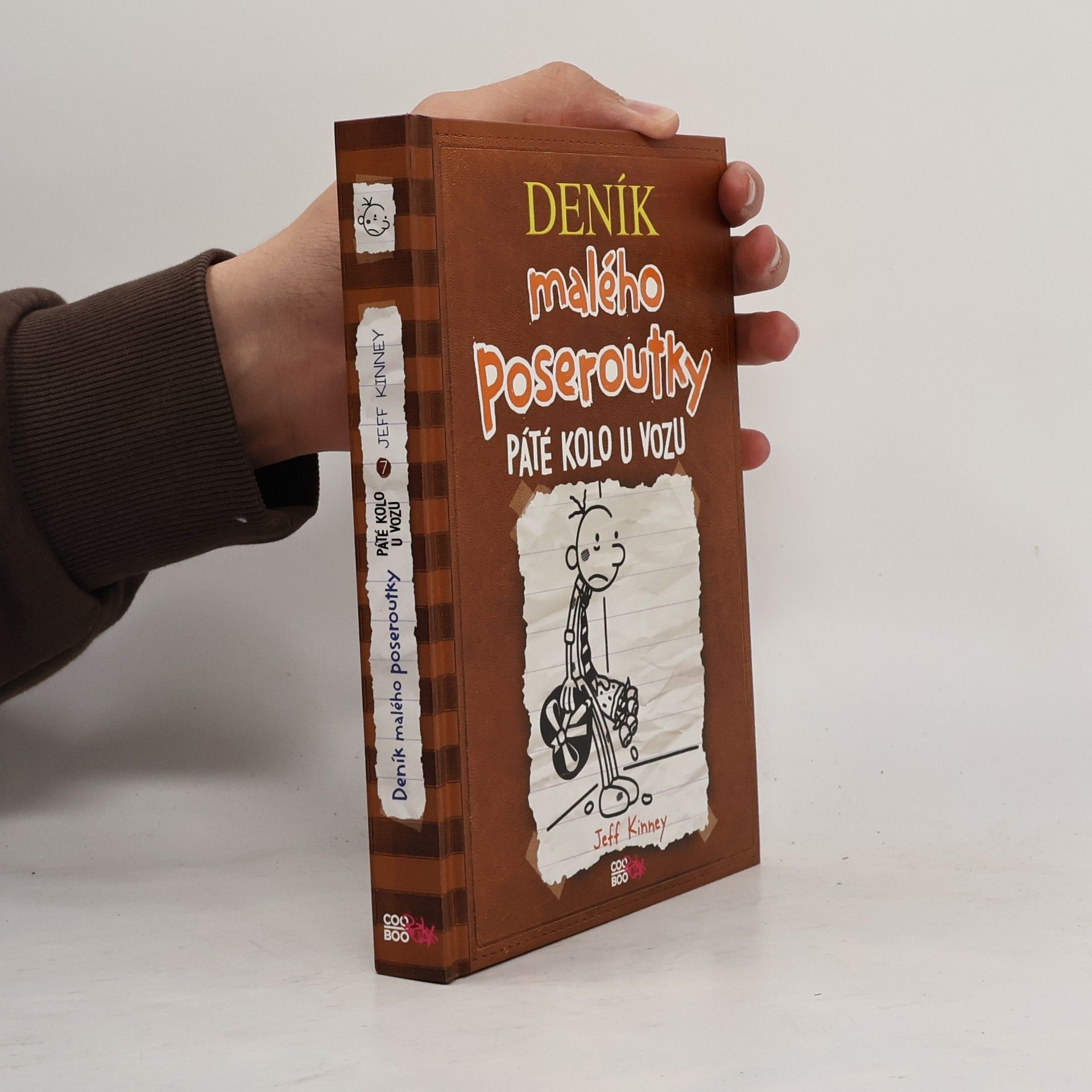 Jeff Kinney Deník malého poseroutky 7. Páté kolo u vozu