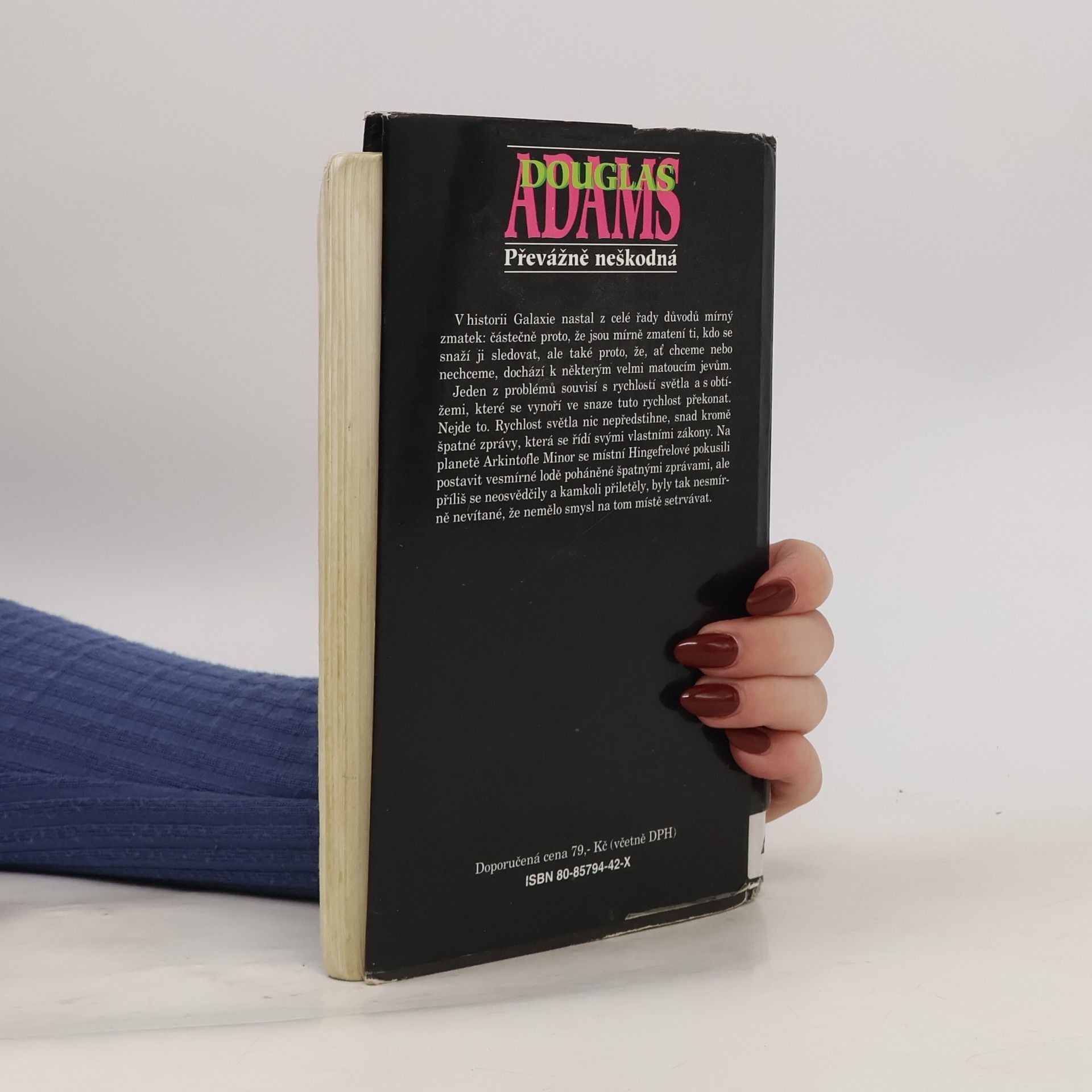 Douglas Adams Převážně neškodná