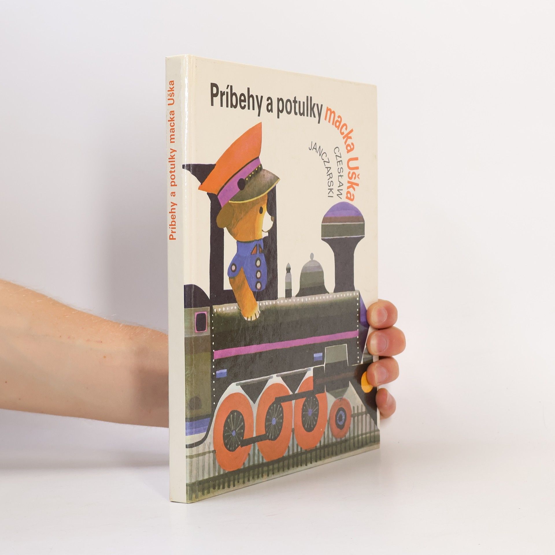 Czeslaw Janczarski Príbehy a potulky macka Uška