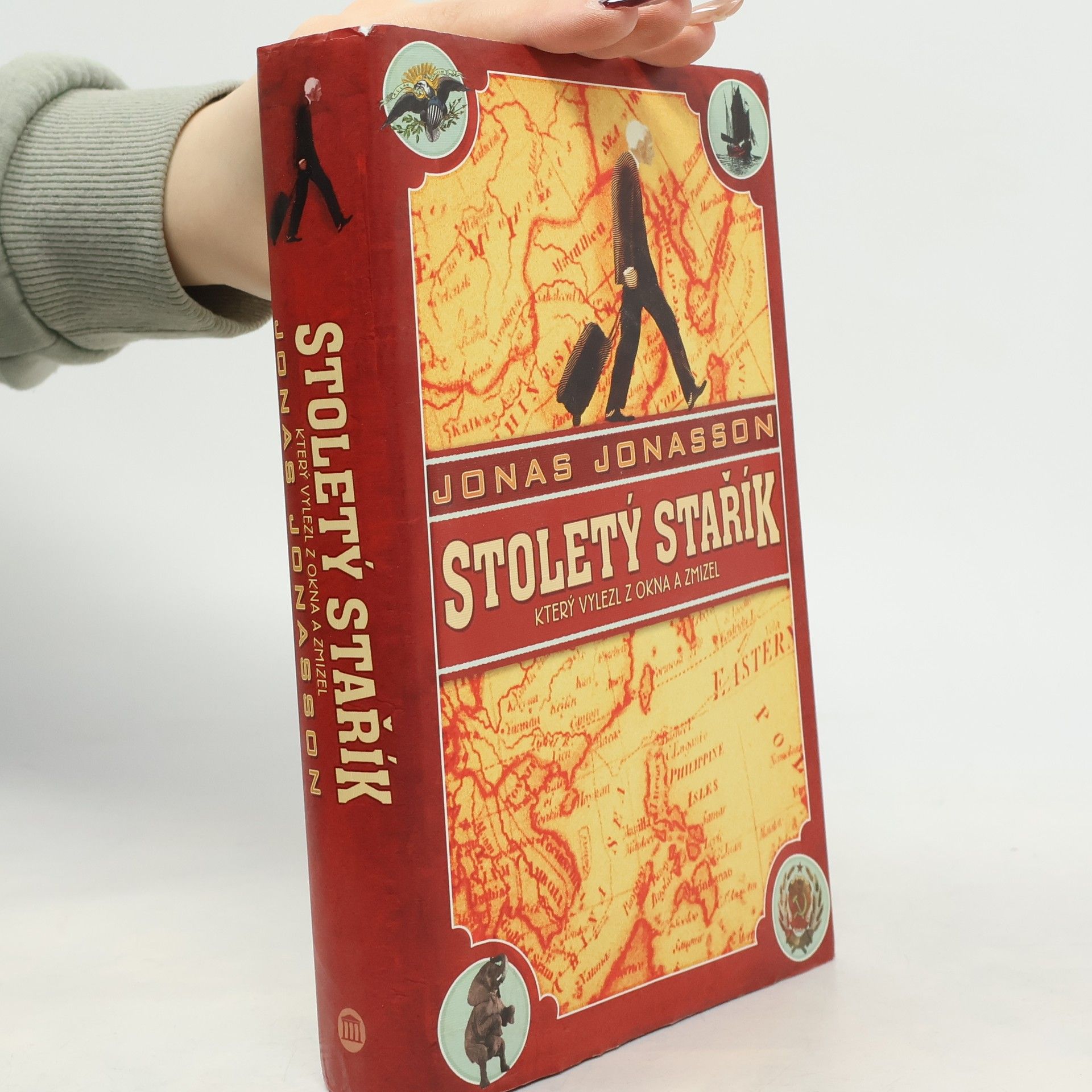 Jonas Jonasson Stoletý stařík, který vylezl z okna a zmizel