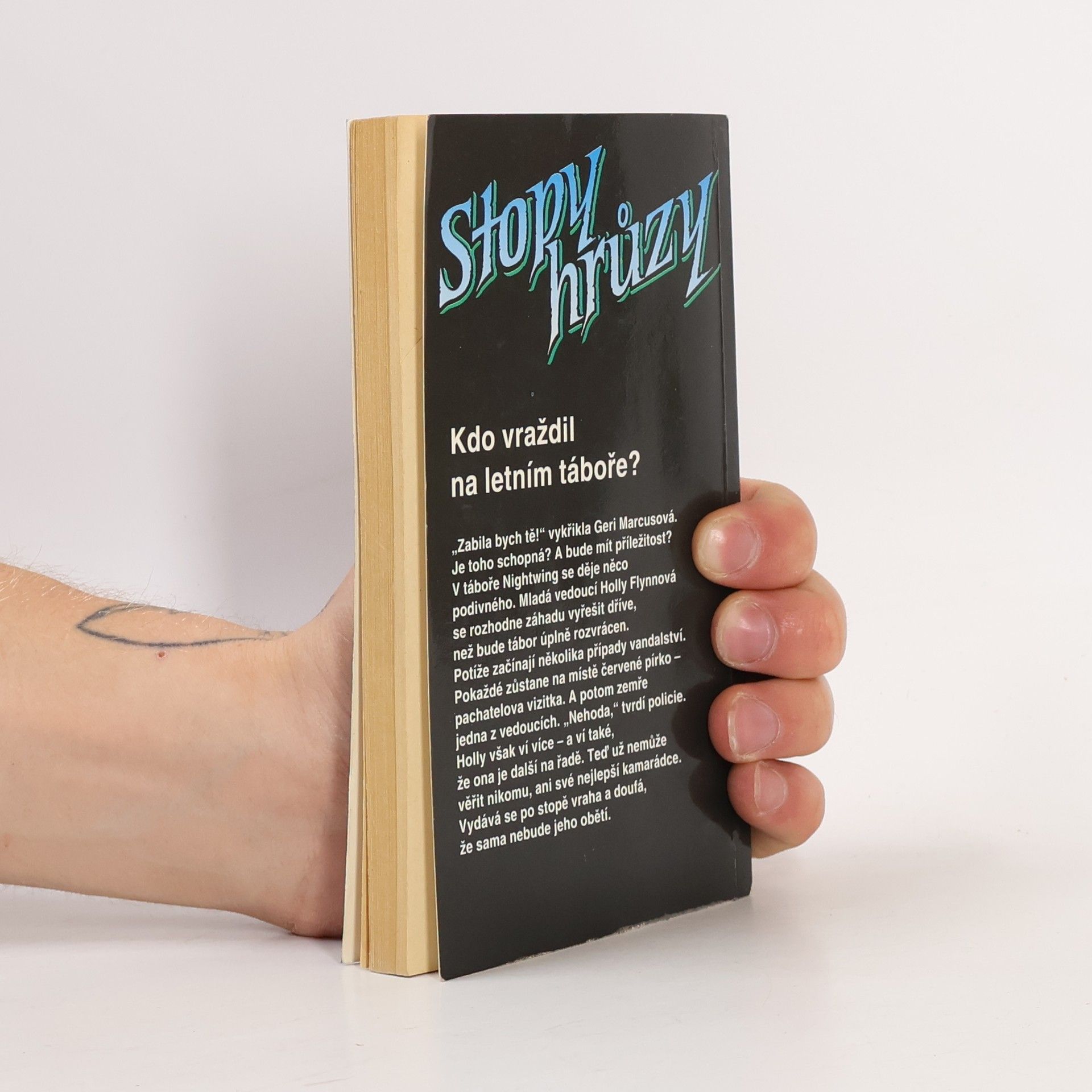 R. L. Stine Letní msta - Stopy hrůzy, svazek 13