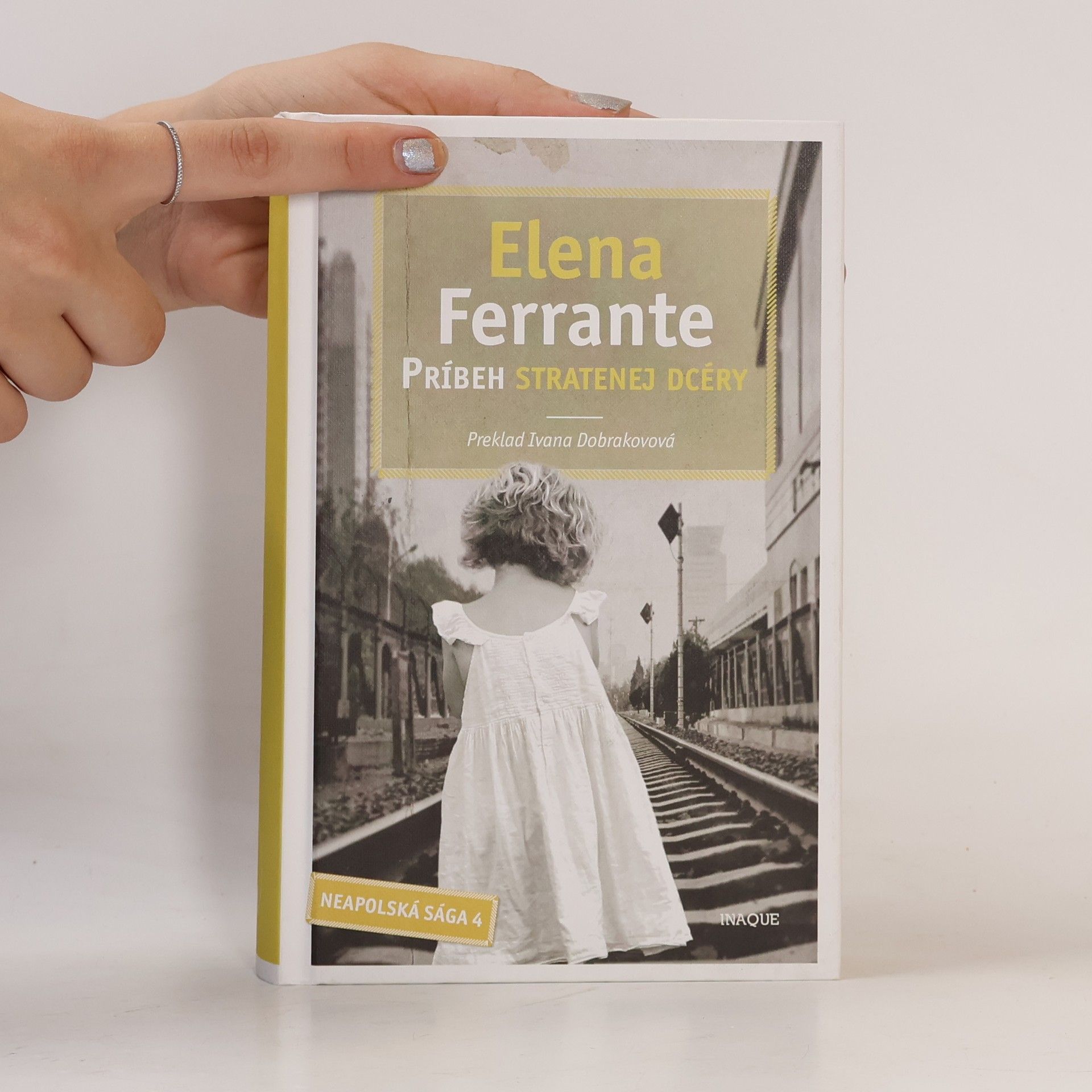 Elena Ferrante Príbeh stratenej dcéry