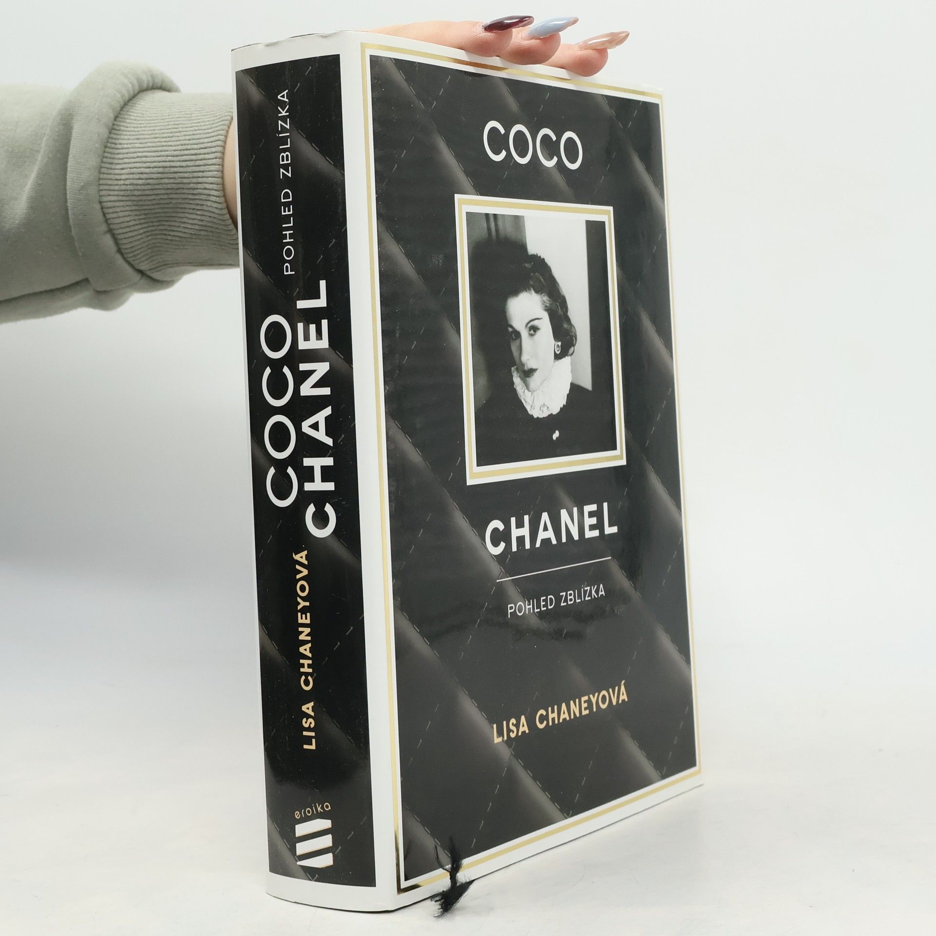 Lisa Chaney Coco Chanel