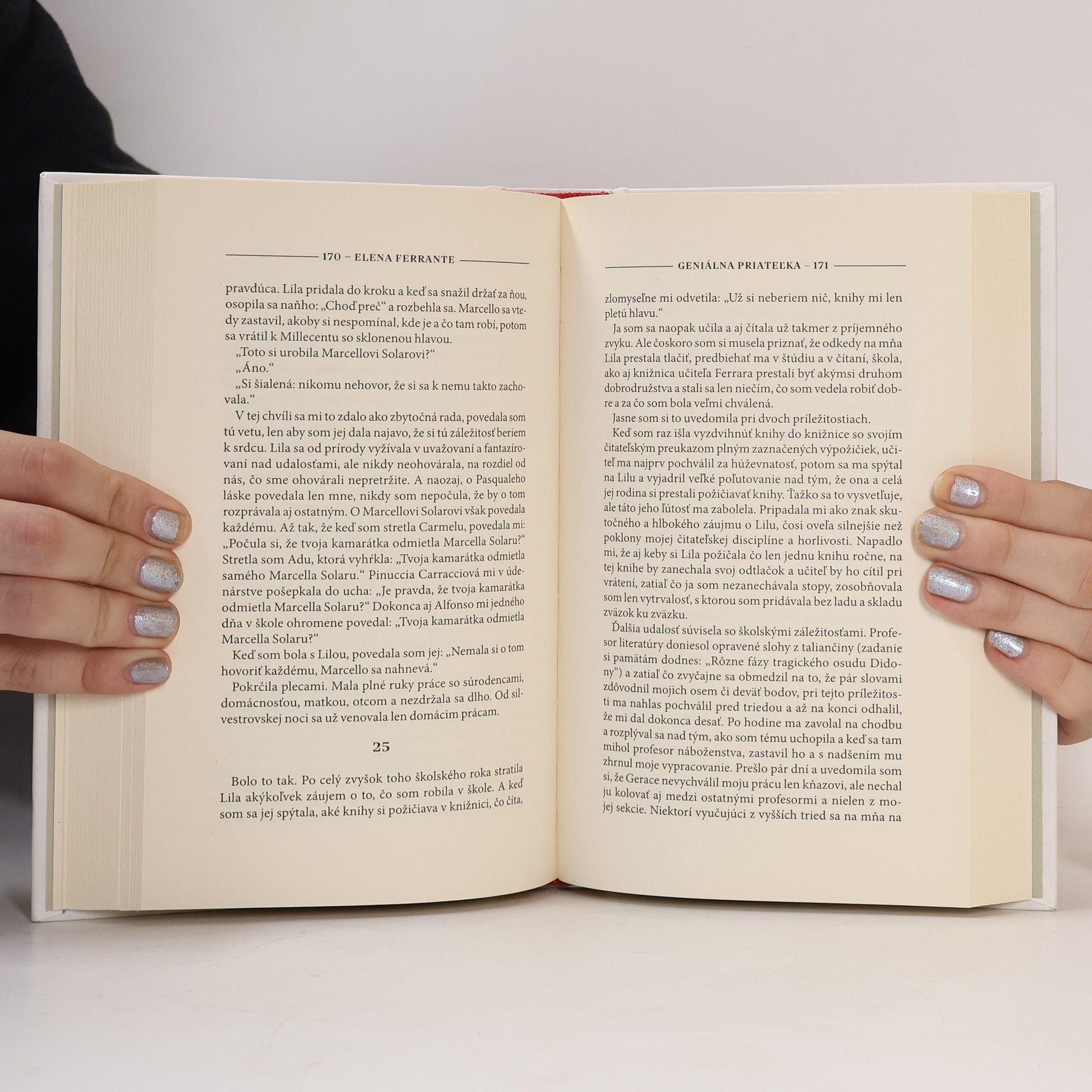 Elena Ferrante Geniálna priateľka