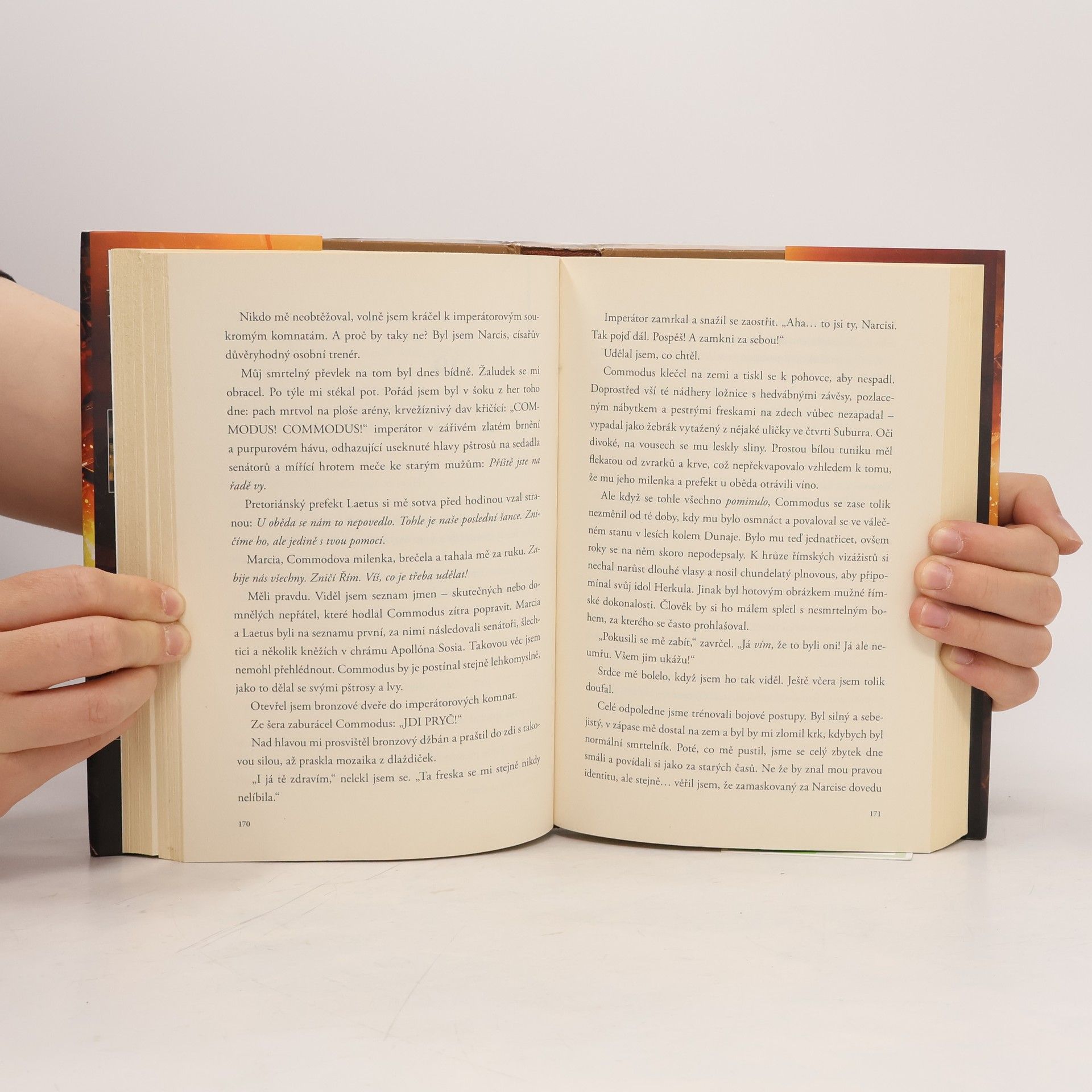 Rick Riordan Apollónův pád. Temné proroctví