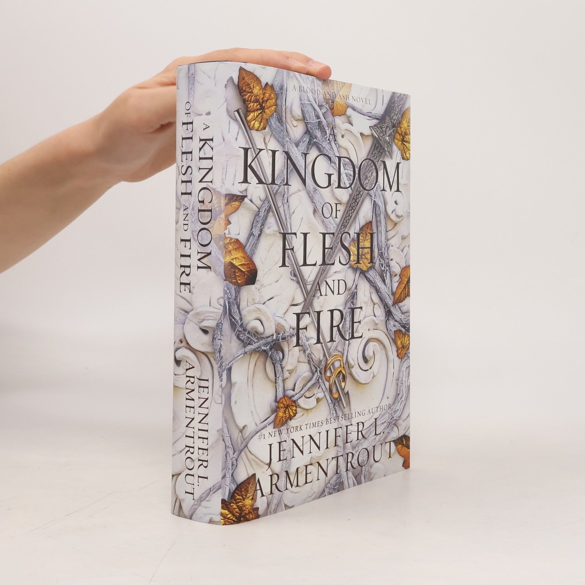 Jennifer L. Armentrout A Kingdom of Flesh and Fire