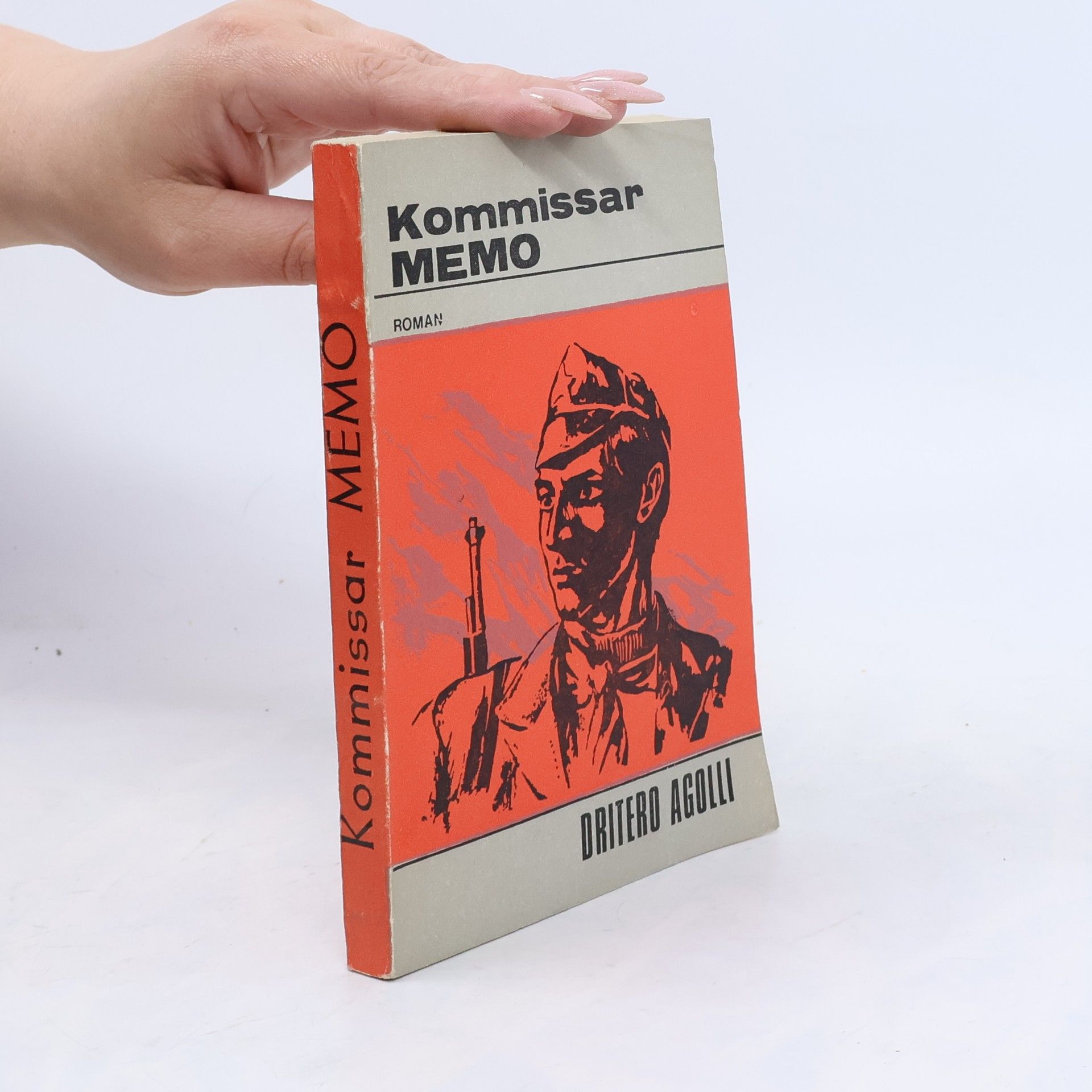 Dritero Agolli Kommissar Memo