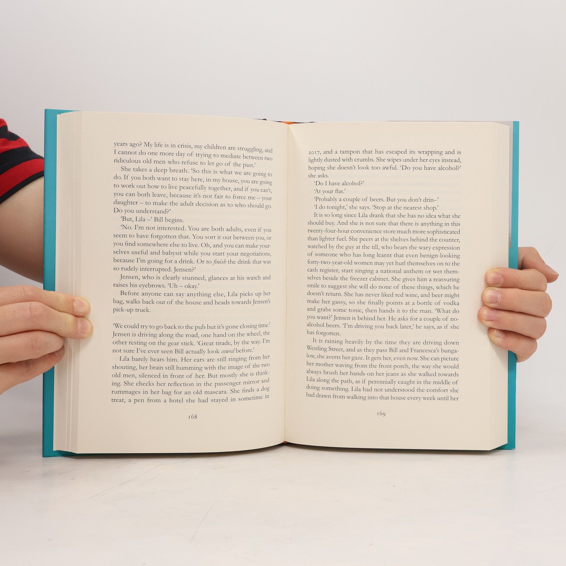 Jojo Moyes We All Live Here