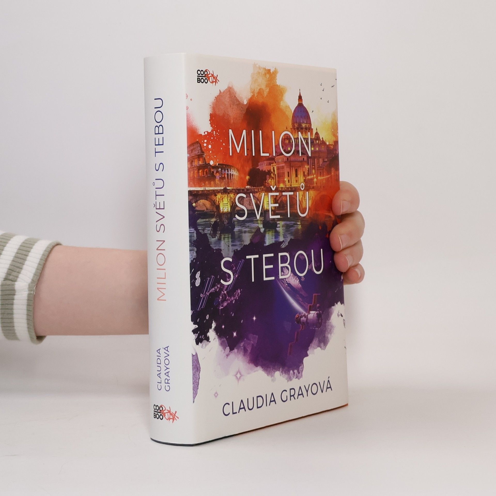 Claudia Gray Milion světů s tebou