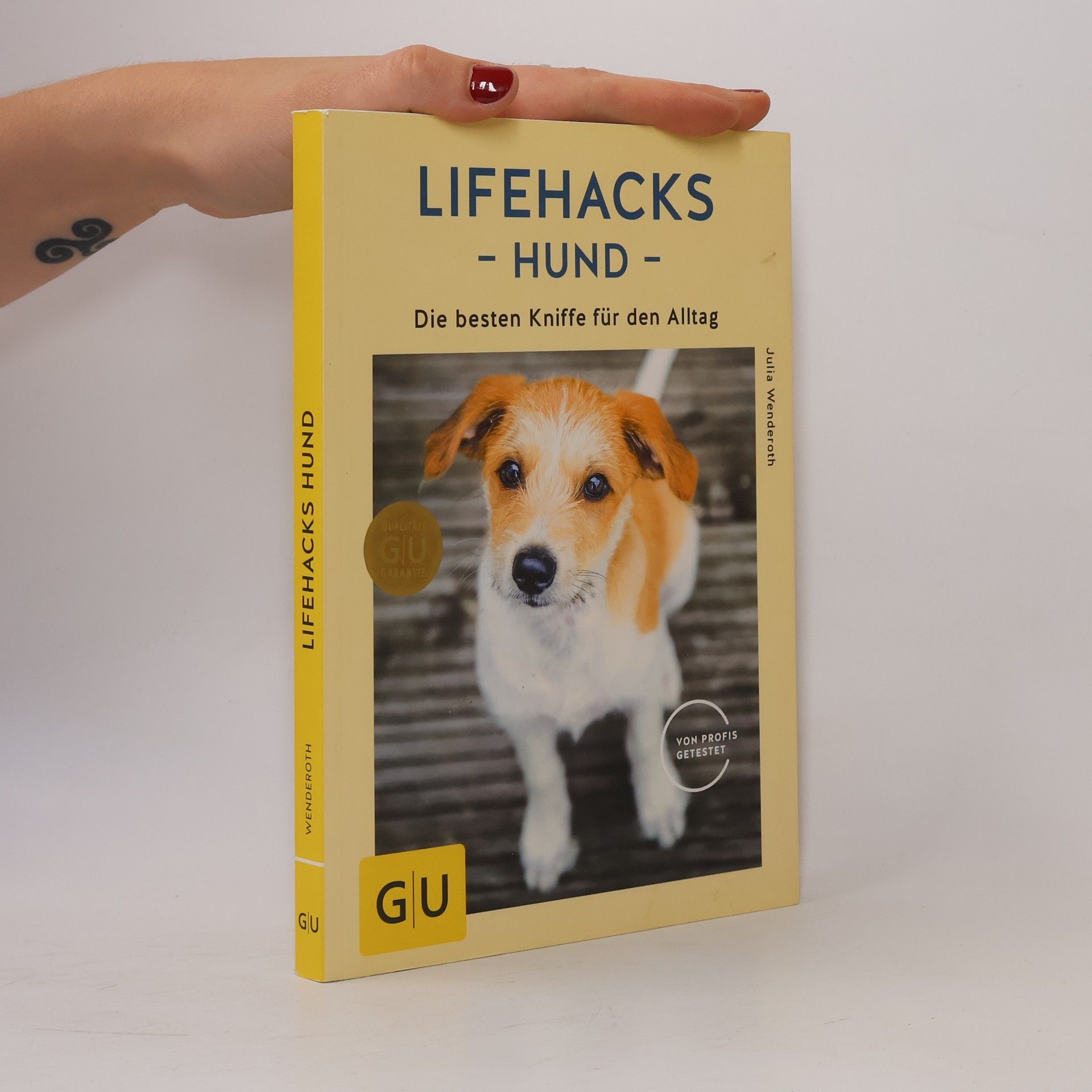 Julia Wenderoth Lifehacks - Hund