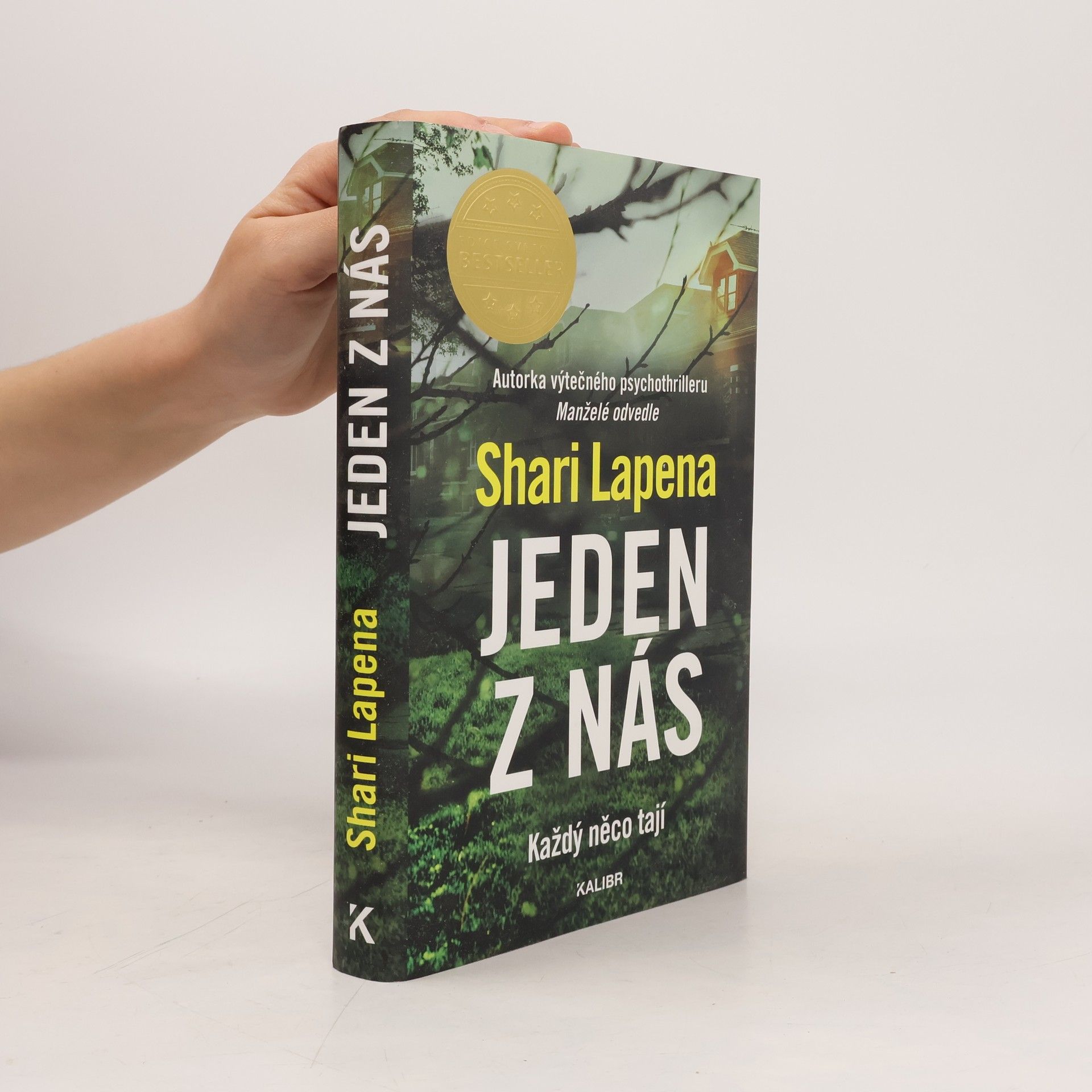 Shari Lapena Jeden z nás