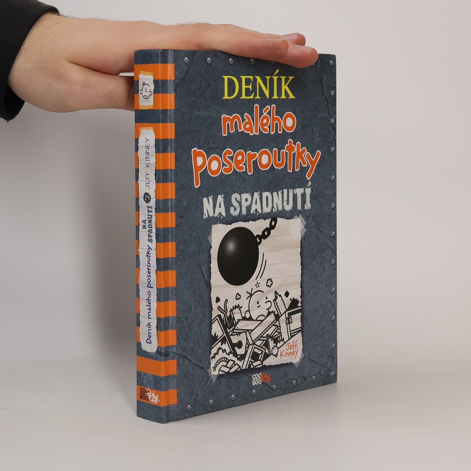 Jeff Kinney Deník malého poseroutky 14. Na spadnutí