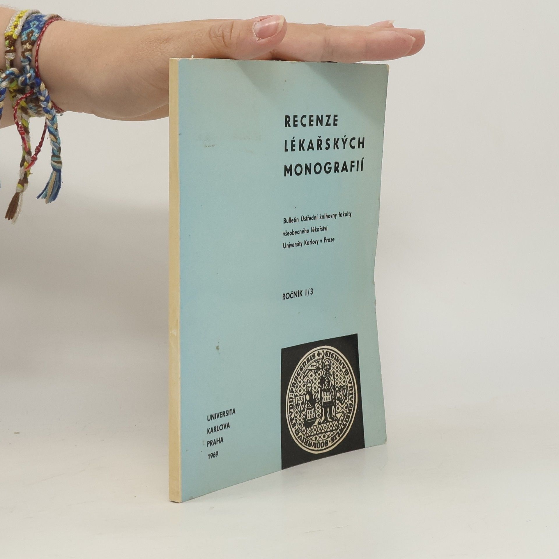 Kolektív autorov Recenze lékařských monografií