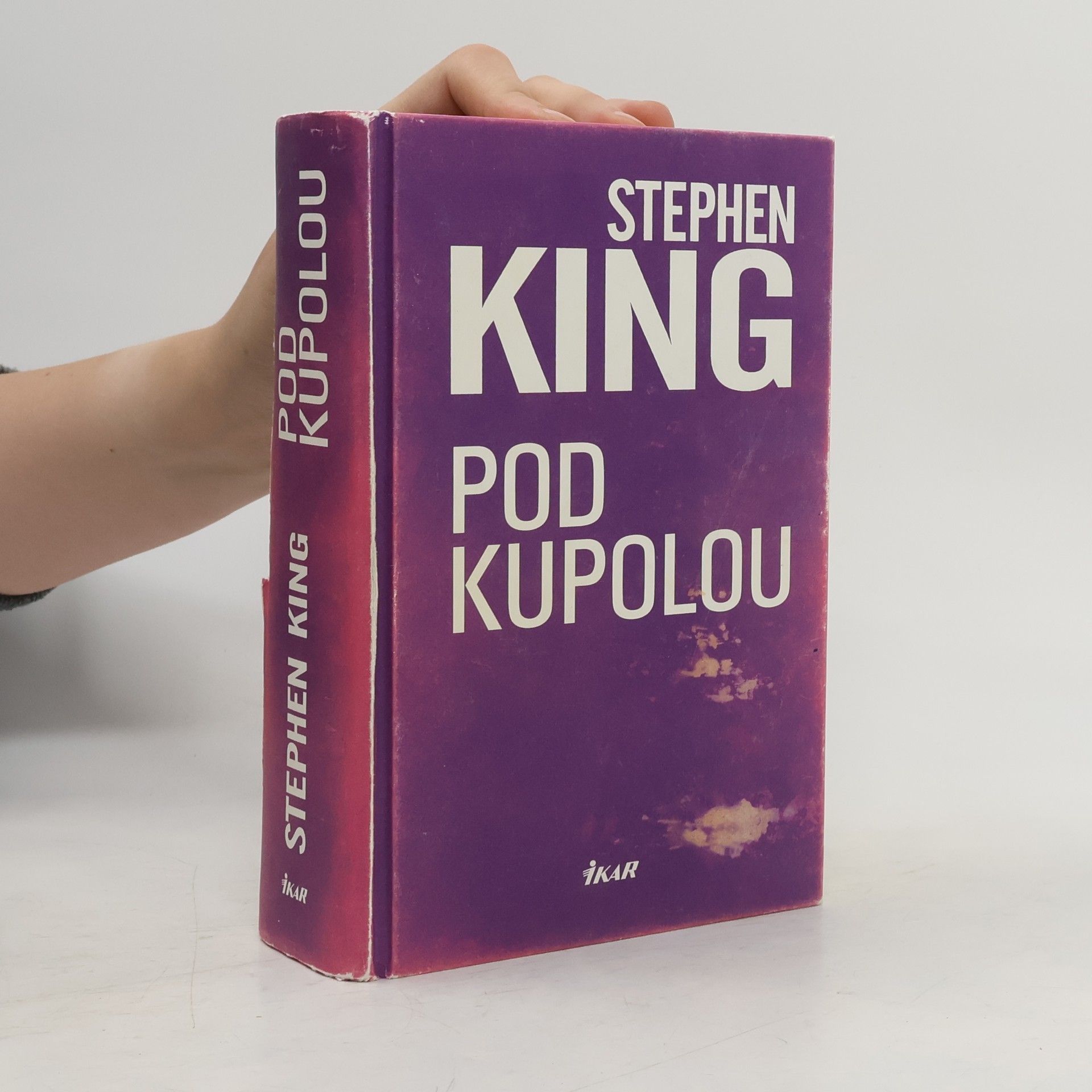 Stephen King Pod kupolou