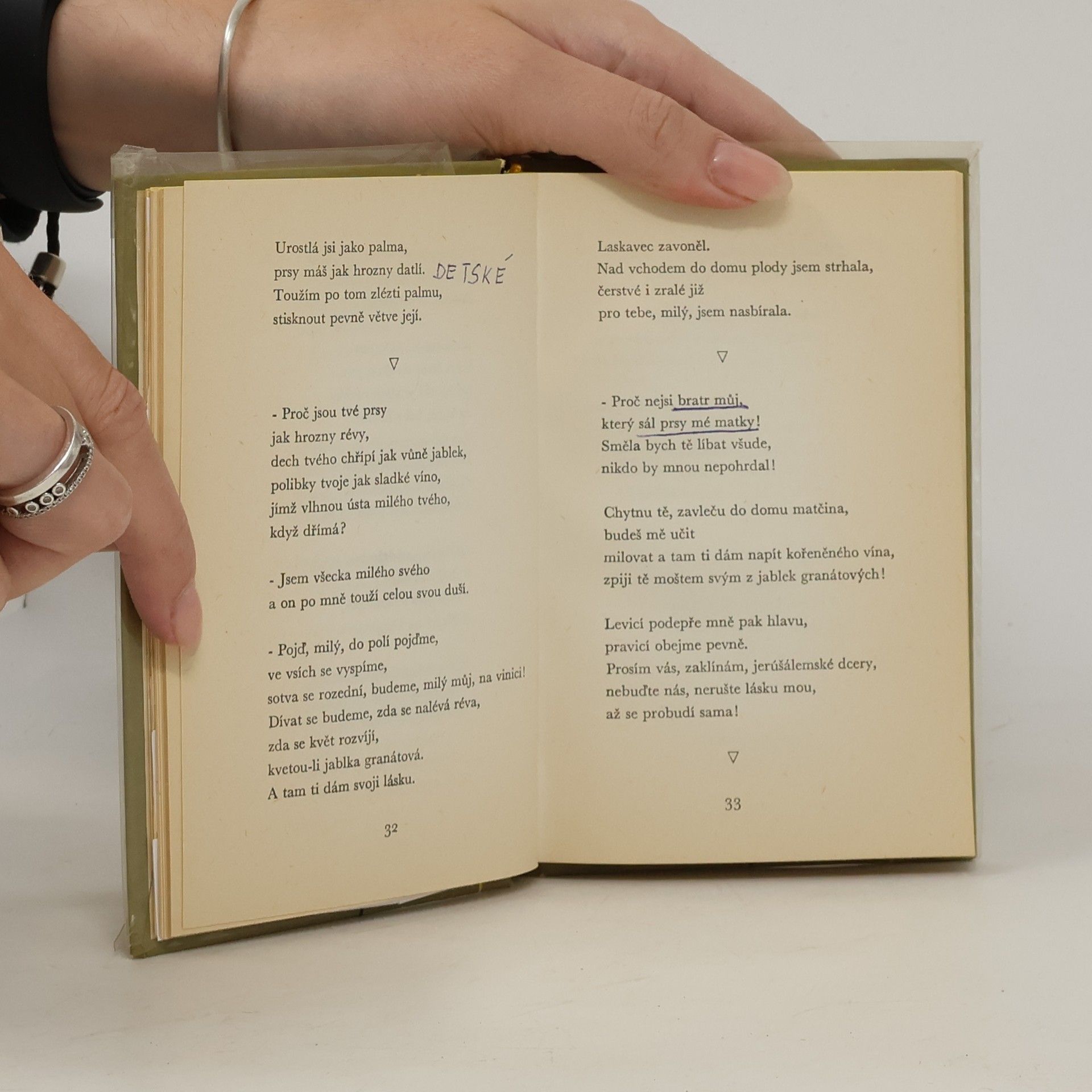 Vladimír Šrámek Píseň o luku: Starožidovská poezie