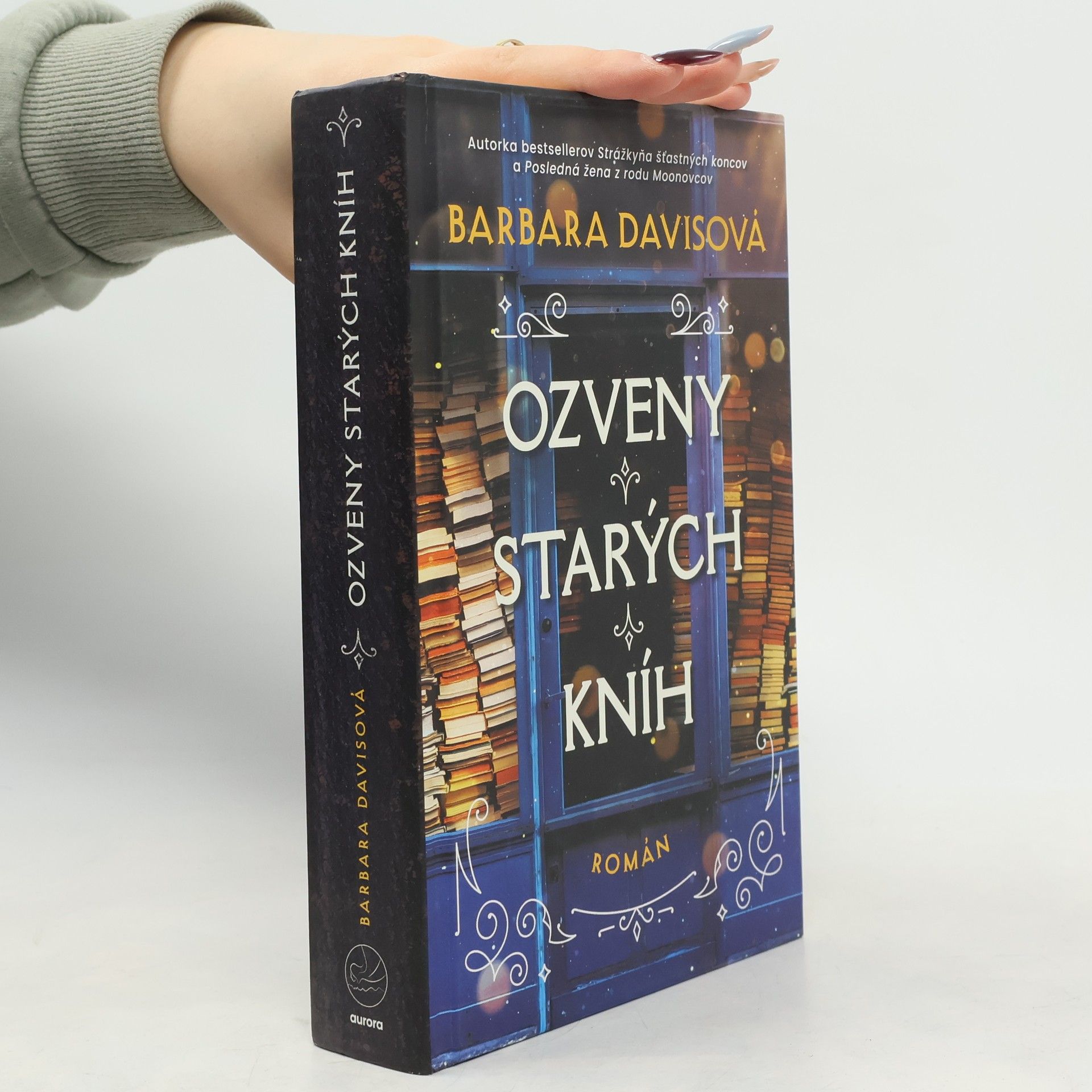 Barbara Davis-Pyles Ozveny starých kníh